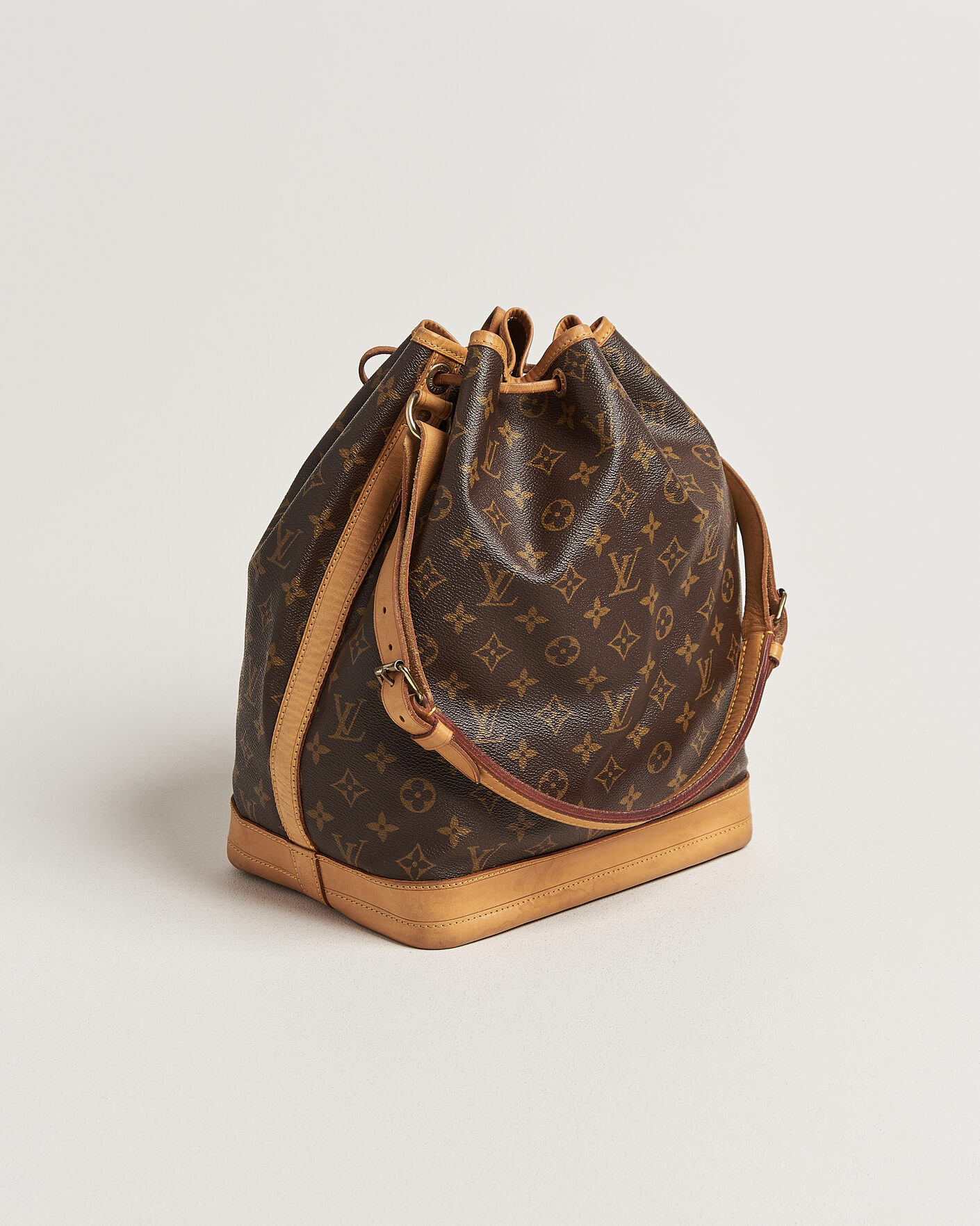 Mies | Pre-Owned & Vintage Bags | Louis Vuitton Pre-Owned | Noé Monogram