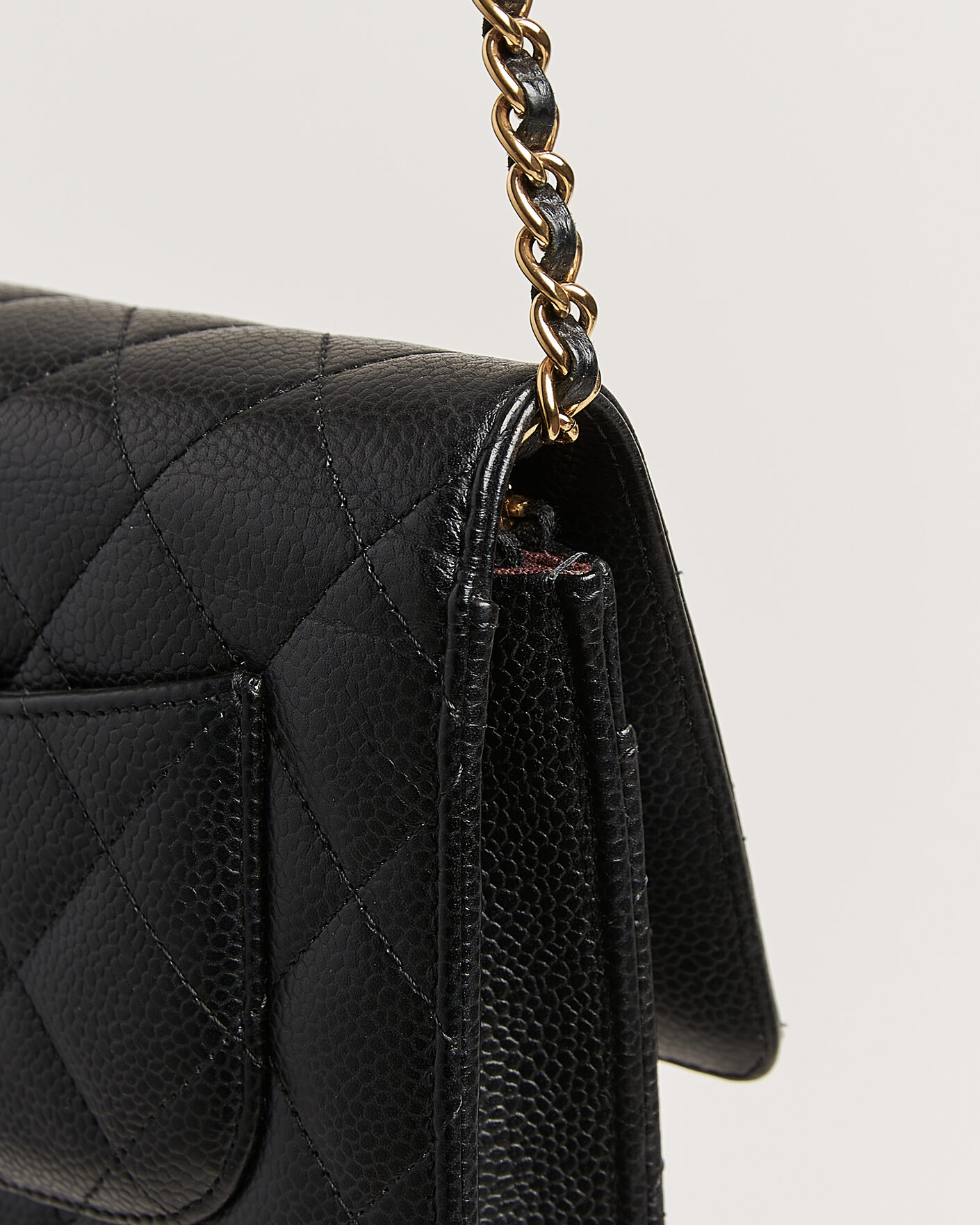 Mies | Pre-Owned & Vintage Bags | Chanel Pre-Owned | Wallet On Chain Caviar Leather Black