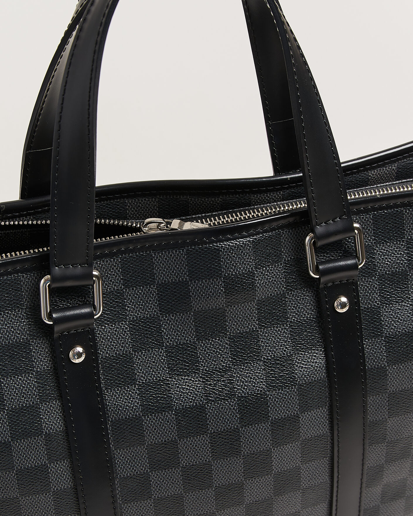 Mies | Pre-Owned & Vintage Bags | Louis Vuitton Pre-Owned | Tadao Tote bag PM Damier Graphite