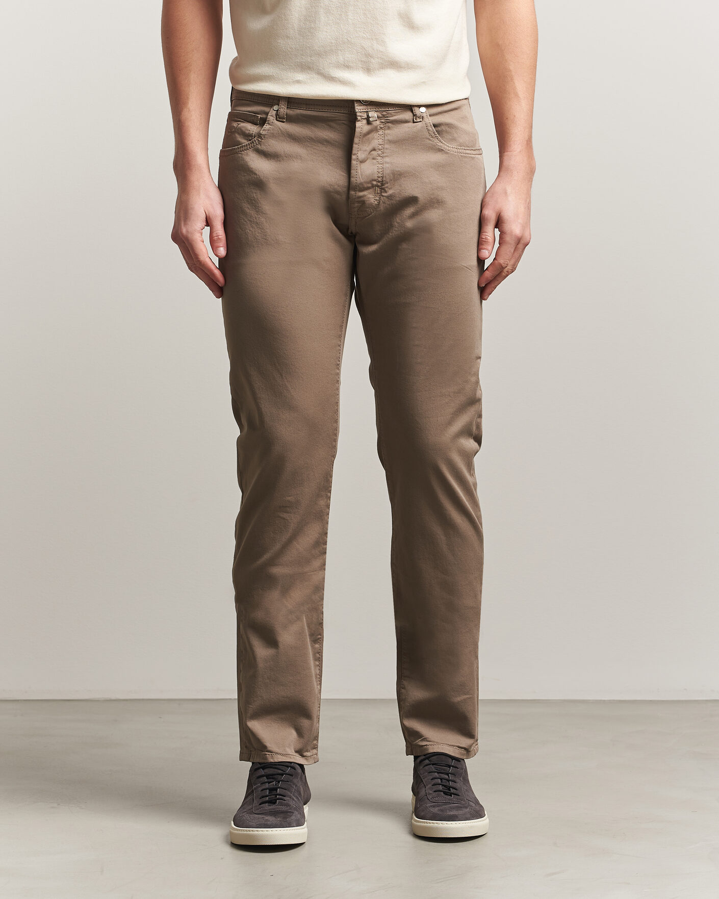 Mies | Housut | Jacob Cohën | Bard Garment Dyed Gabardine Trousers Khaki Beige
