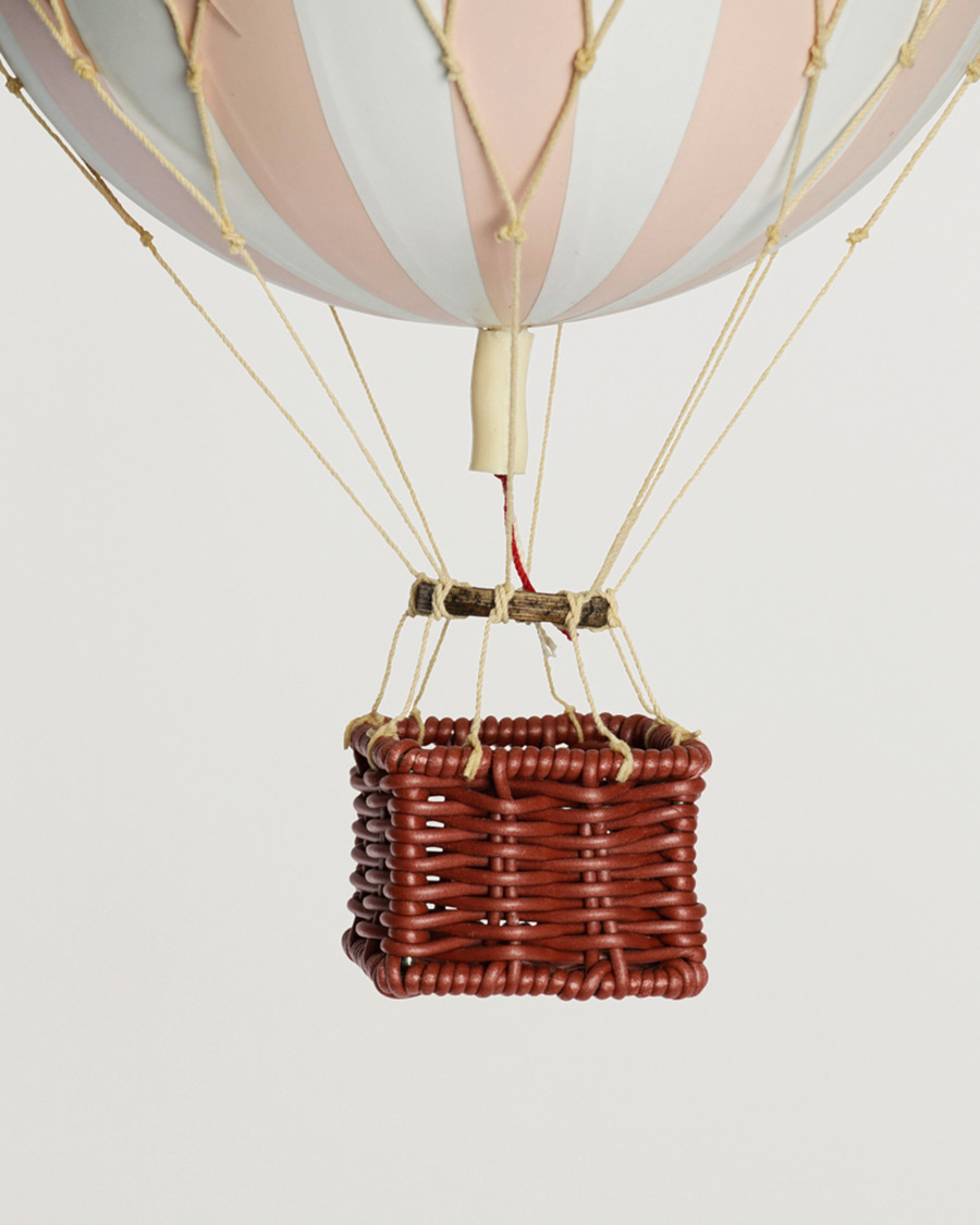 Mies | Kotiin | Authentic Models | Travels Light Led Balloon 