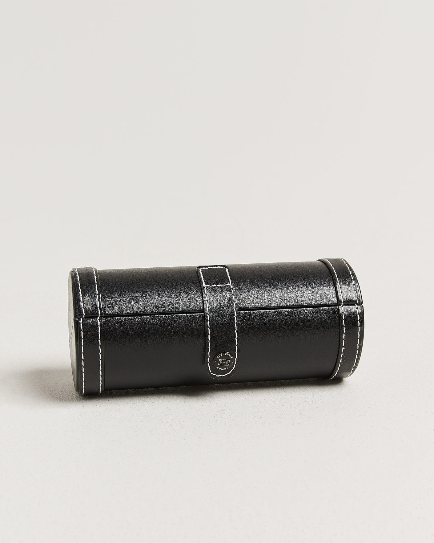 Mies | Kotiin | Authentic Models | Grooming Kit