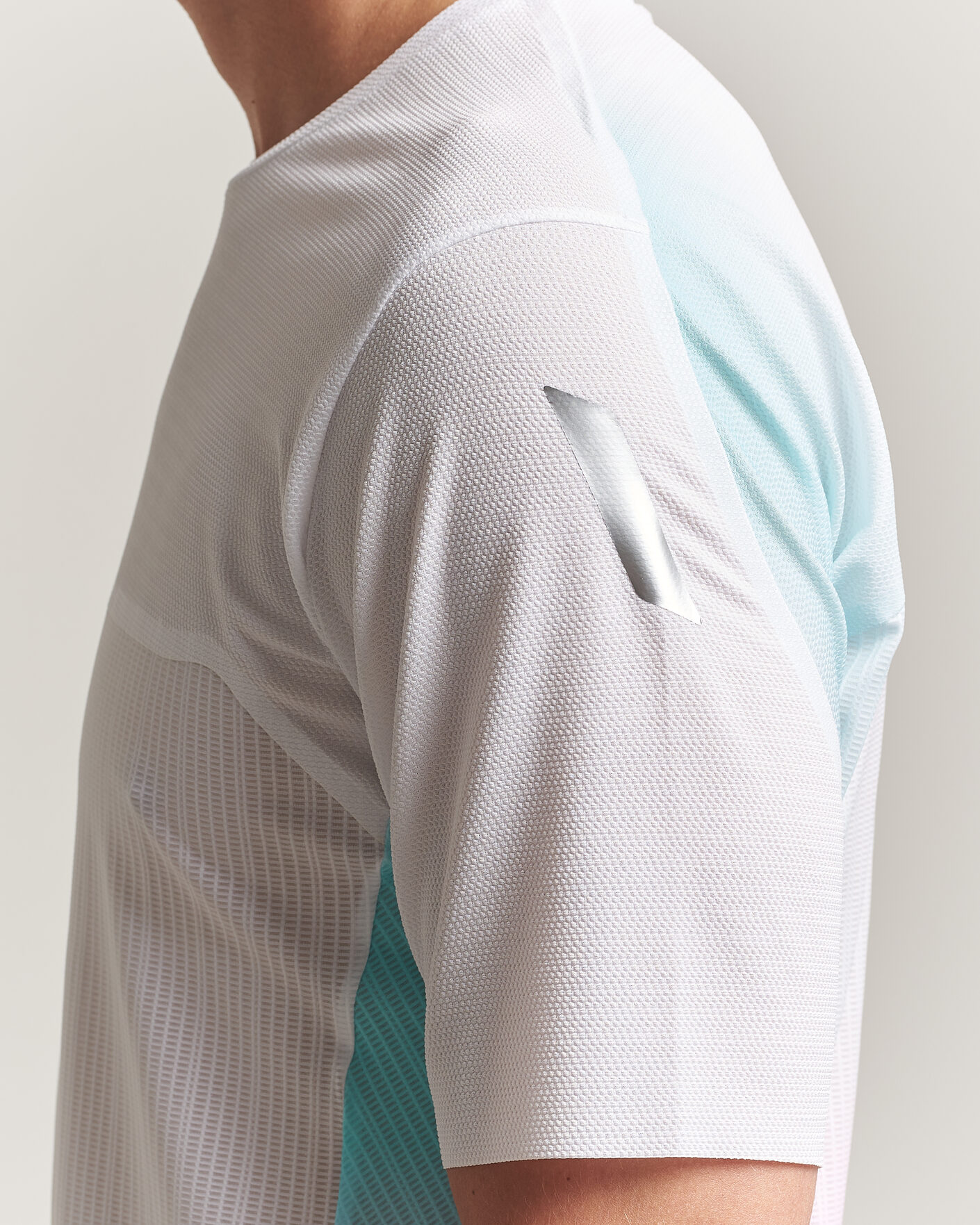 Mies | T-paidat | SOAR Running | Hot Weather Tee White/Blue