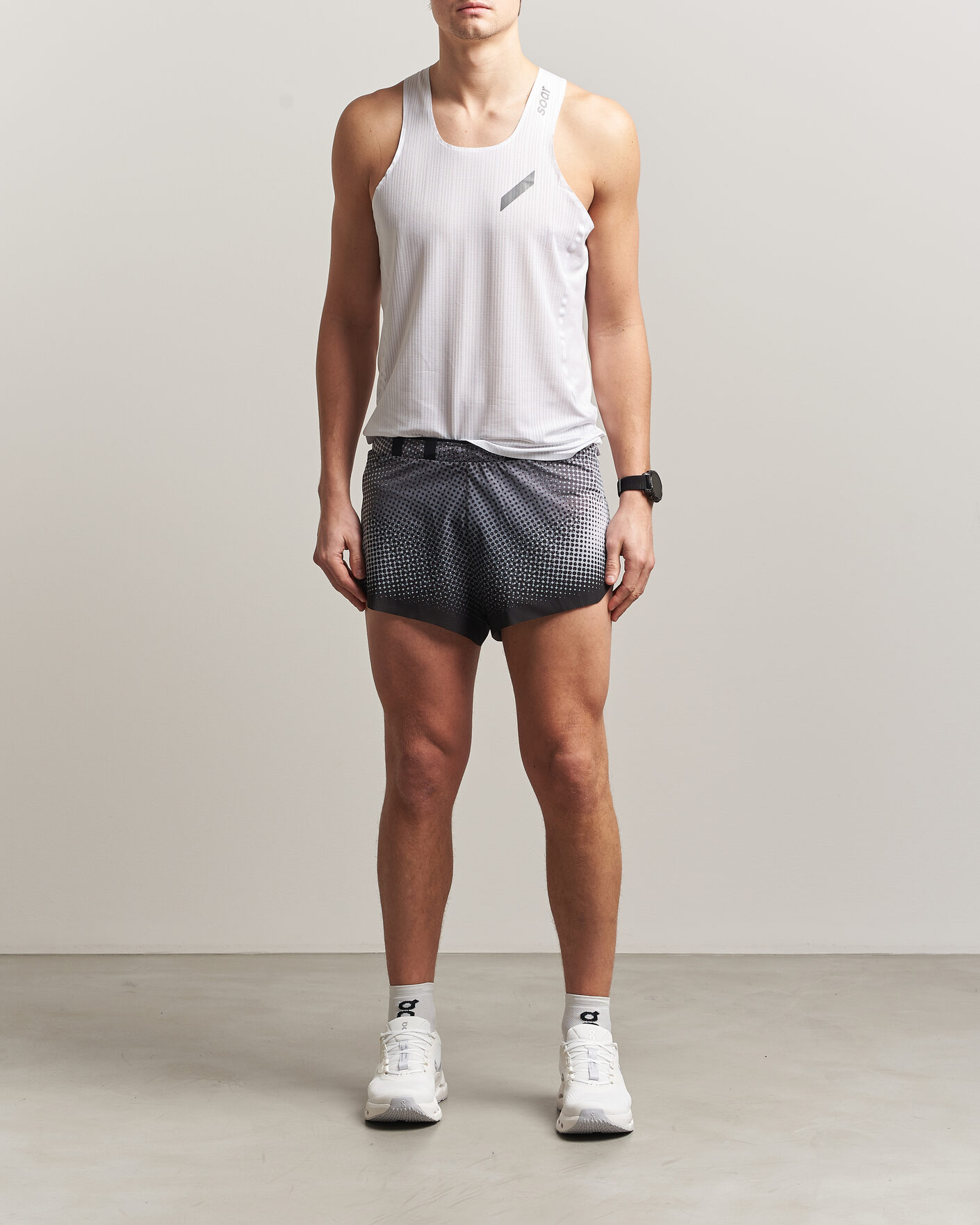 Mies | T-paidat | SOAR Running | Race Vest White