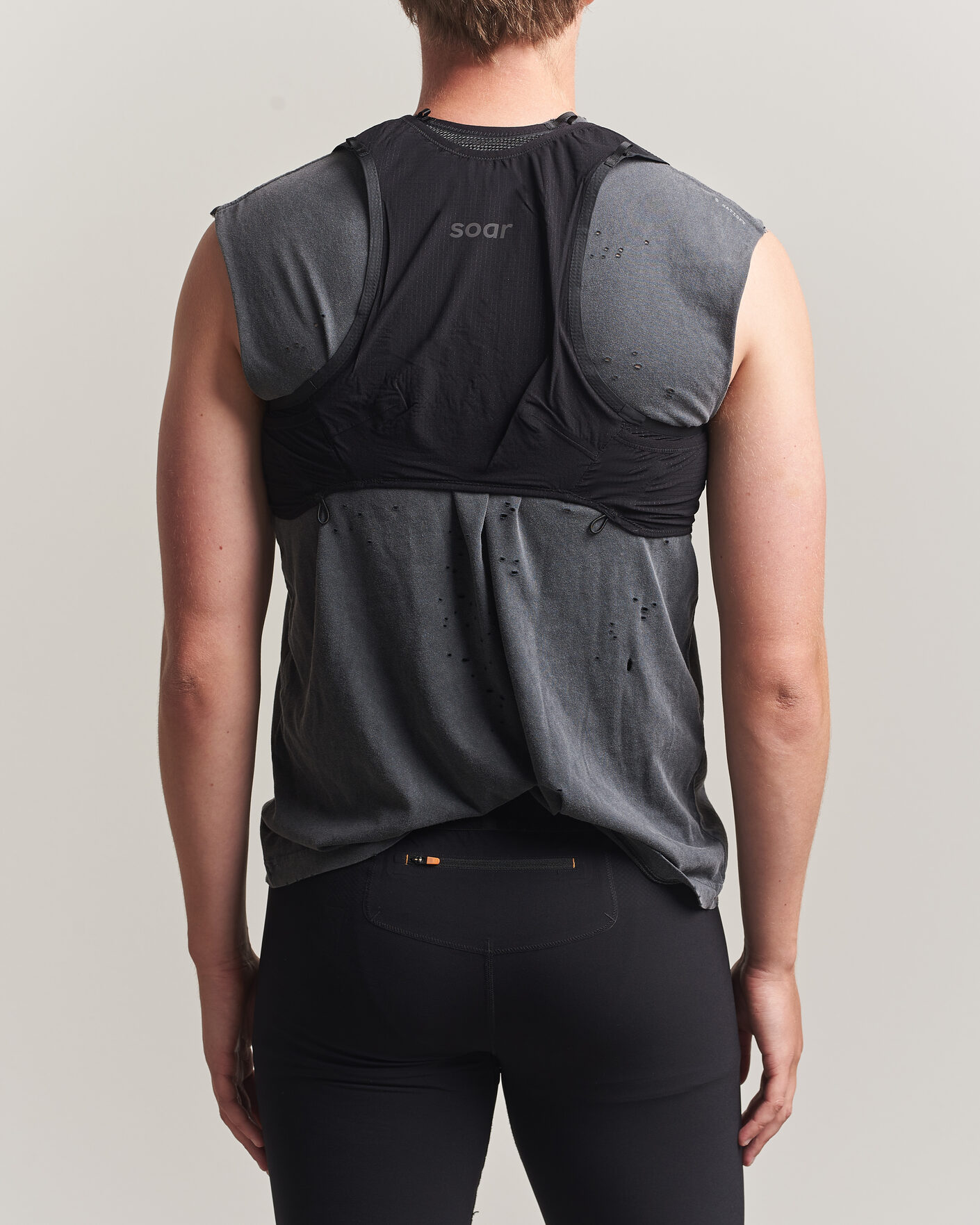 Mies | Active Asusteet | SOAR Running | Trail Pack Black