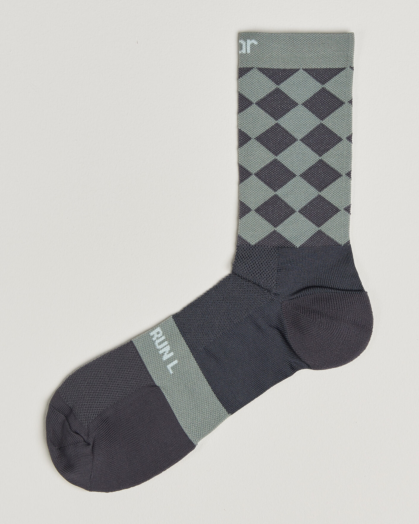 Mies | Alusvaatteet | SOAR Running | Diamond Crew Sock Dark Grey