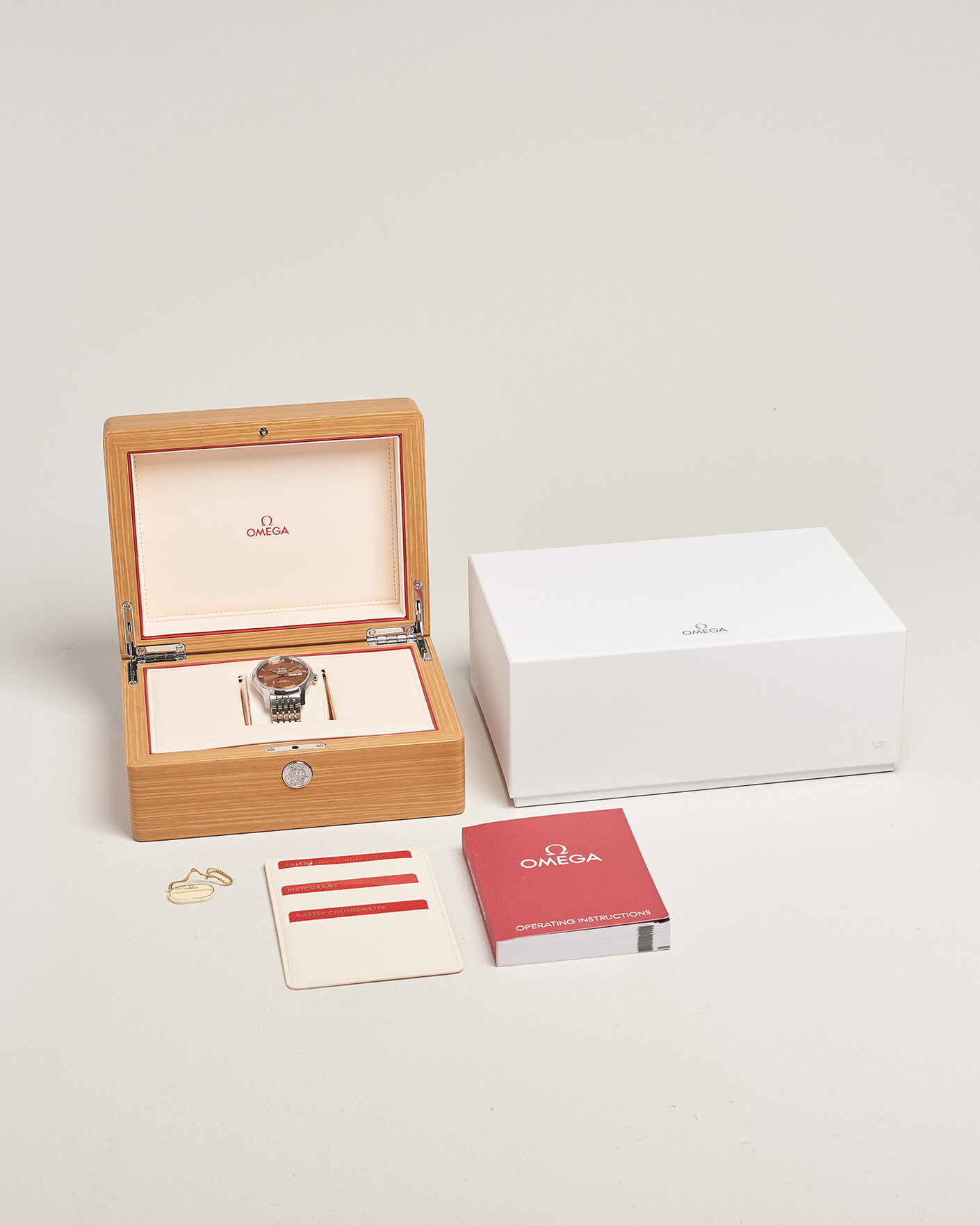 Mies | Pre-Owned & Vintage Watches | Omega Pre-Owned | De Ville Hour Vision 