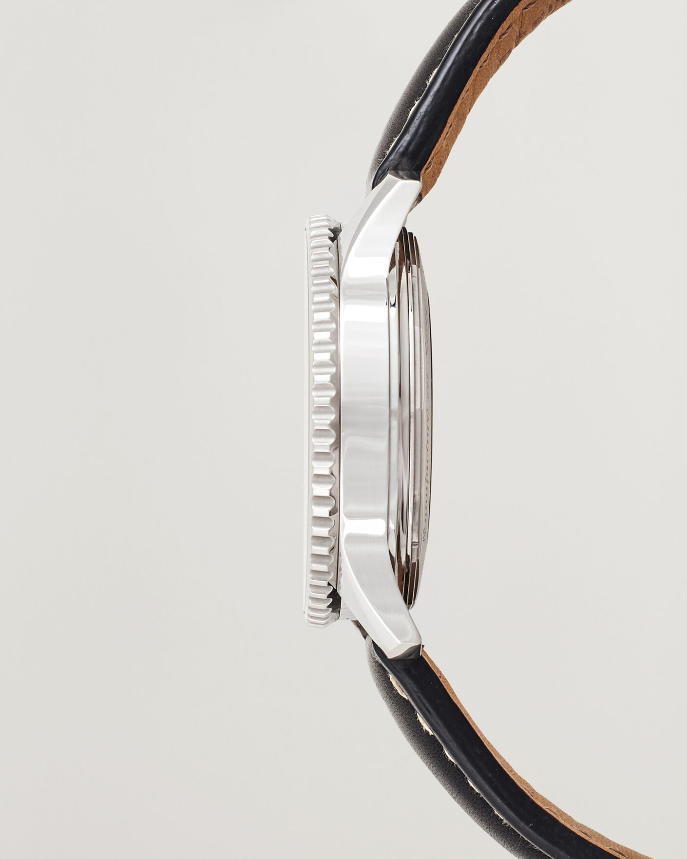 Mies | Breitling Pre-Owned Navitimer 01 | Breitling Pre-Owned | Navitimer 01