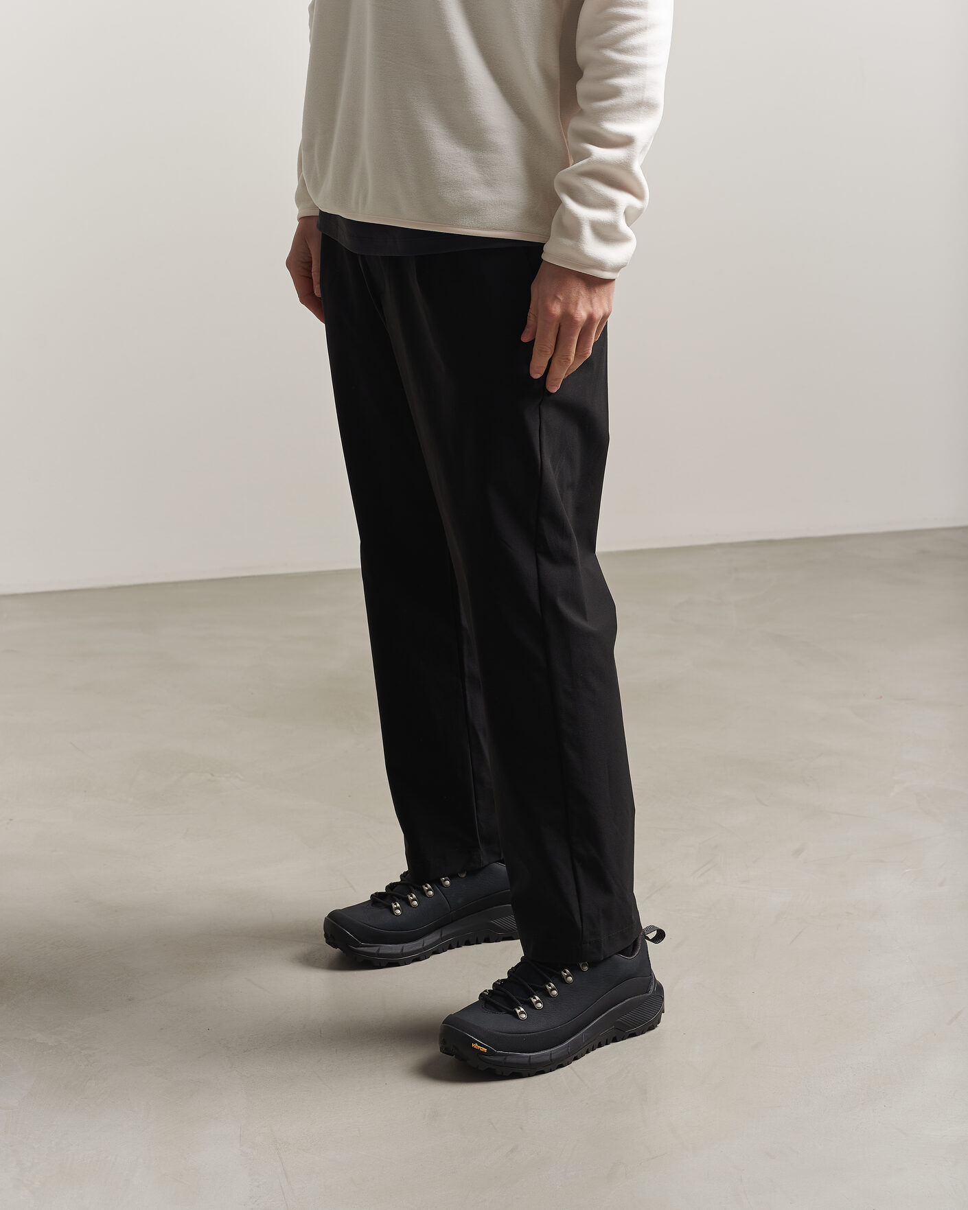 Mies | Vaelluskengät | Danner | MTN45 Nubuck Trail Shoe Black