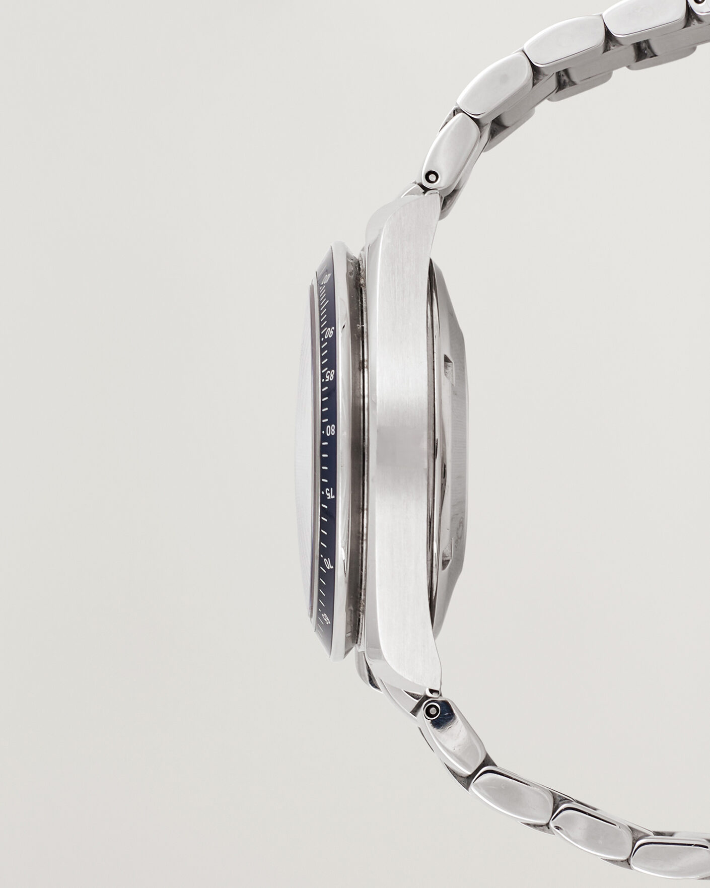 Mies | Pre-Owned & Vintage Watches | Omega Pre-Owned | Speedmaster Date 