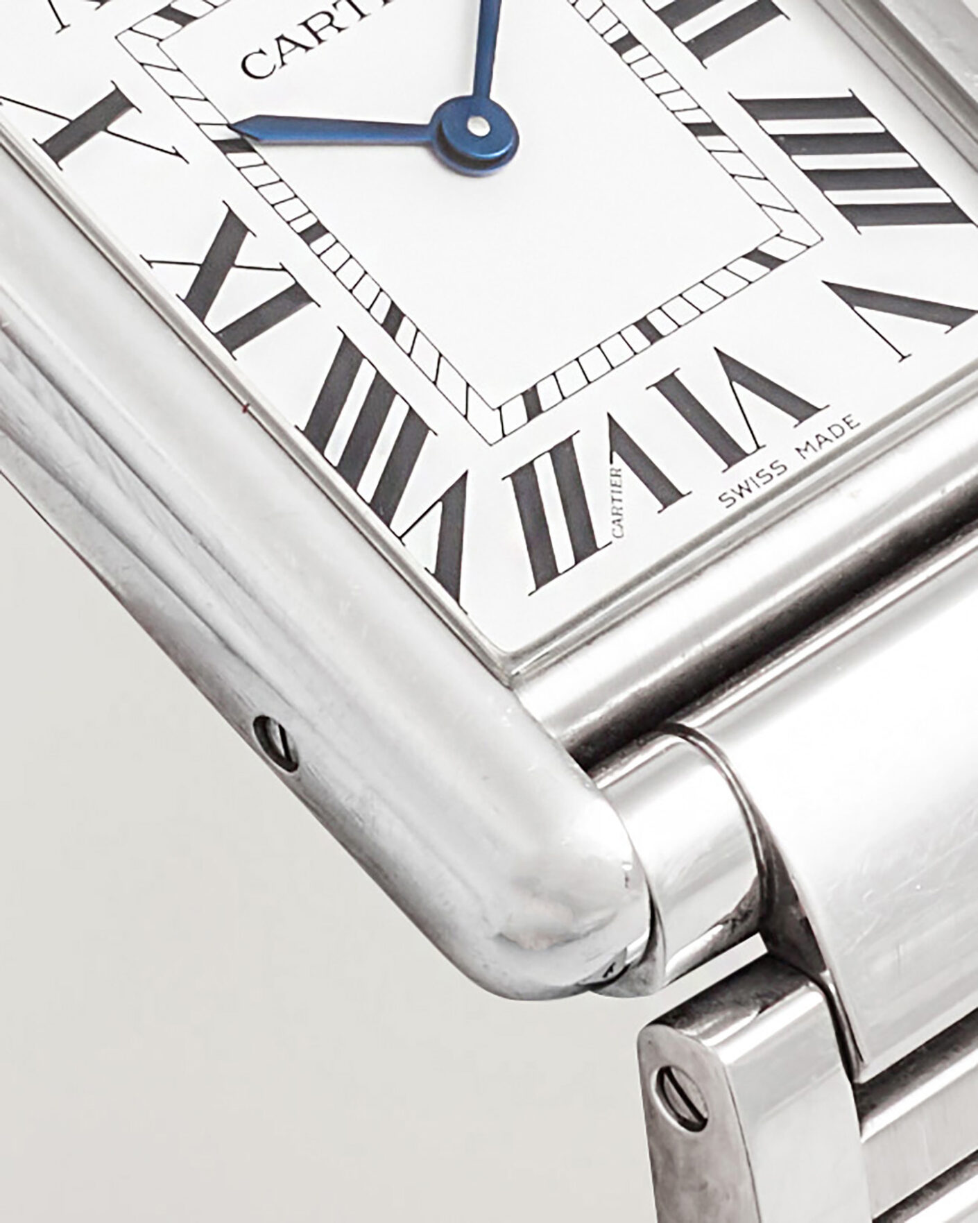 Mies | Pre-Owned & Vintage Watches | Cartier Pre-Owned | Tank Must