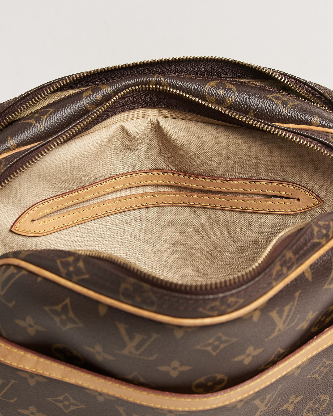 Mies | Pre-Owned & Vintage Bags | Louis Vuitton Pre-Owned | Reporter Bag PM Monogram