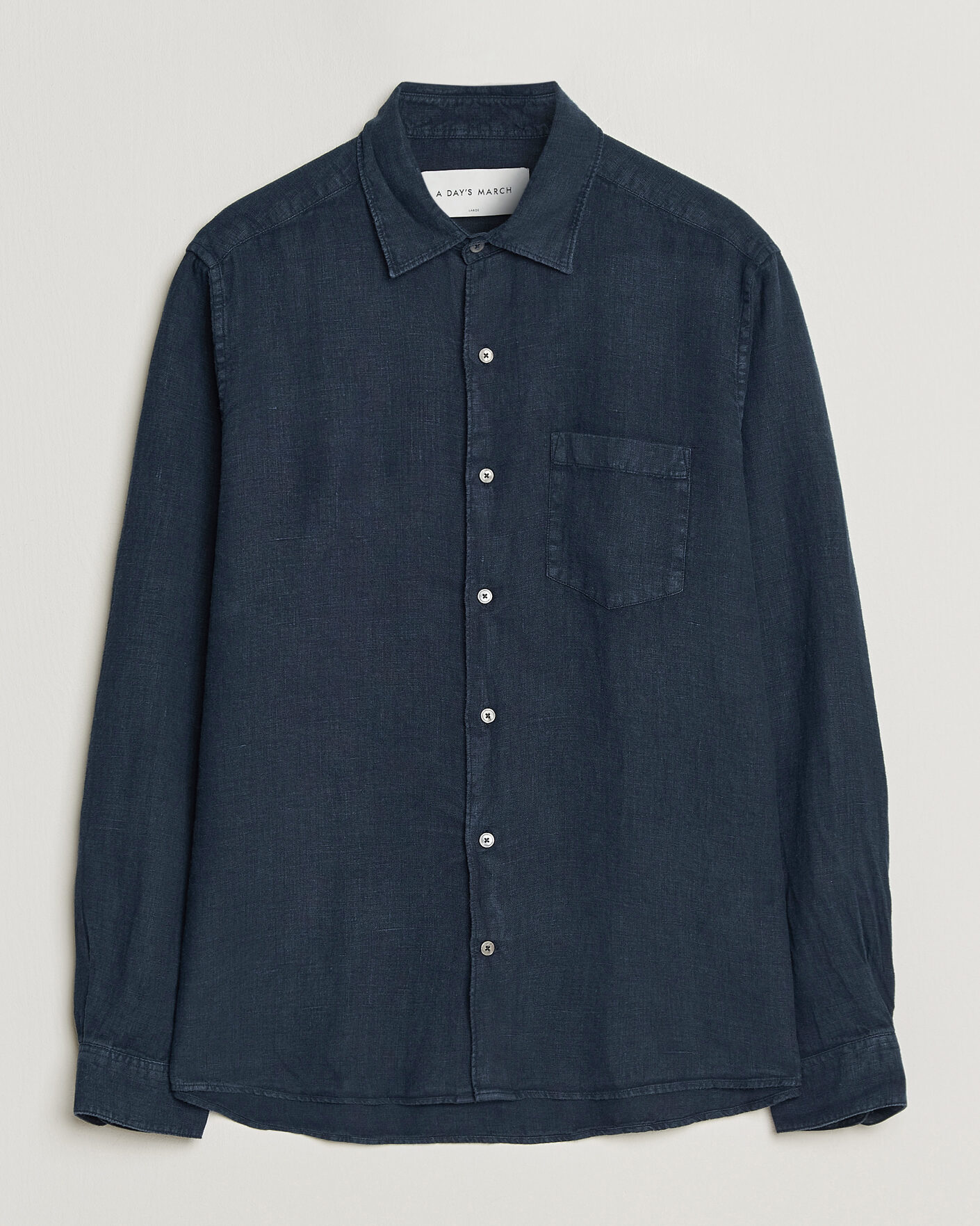Mies | Kauluspaidat | A Day's March | Daintree Linen Shirt Navy