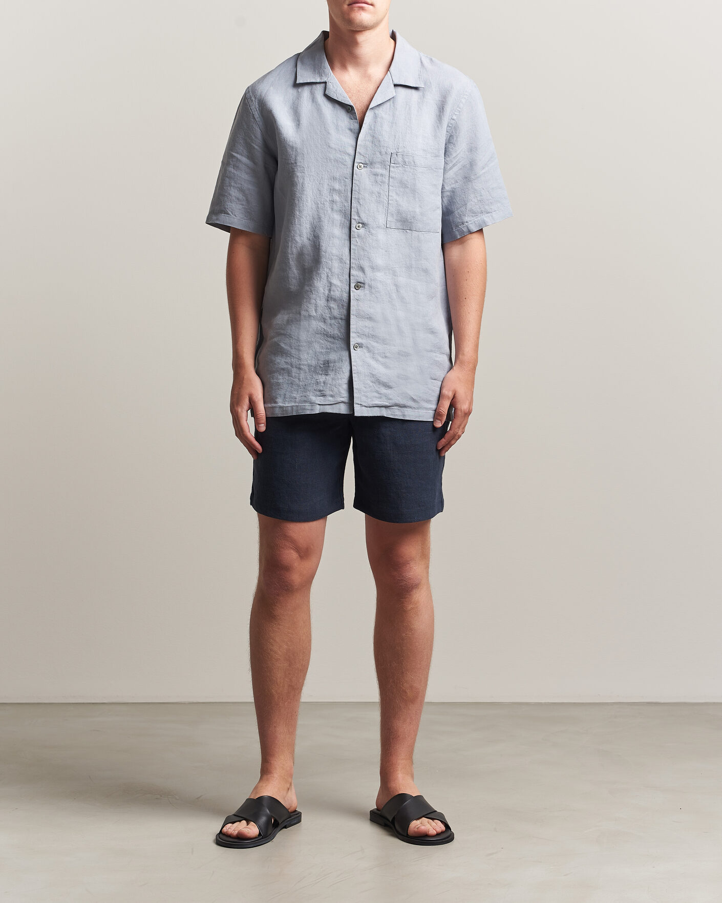 Mies | Kauluspaidat | A Day's March | Yamu Linen Short Sleeve Shirt Rock Blue