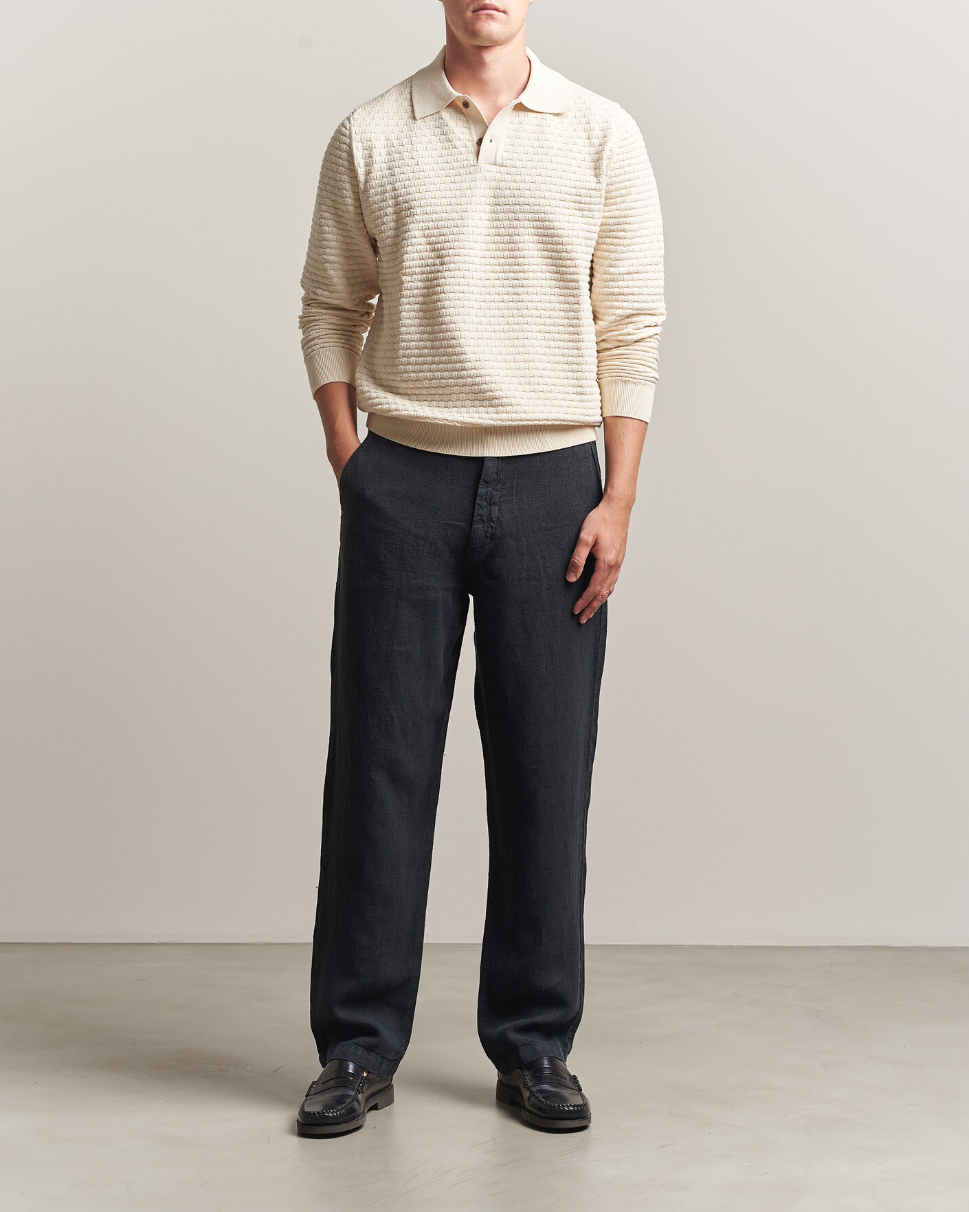 Mies | Housut | A Day's March | Redwood Linen Trousers Black