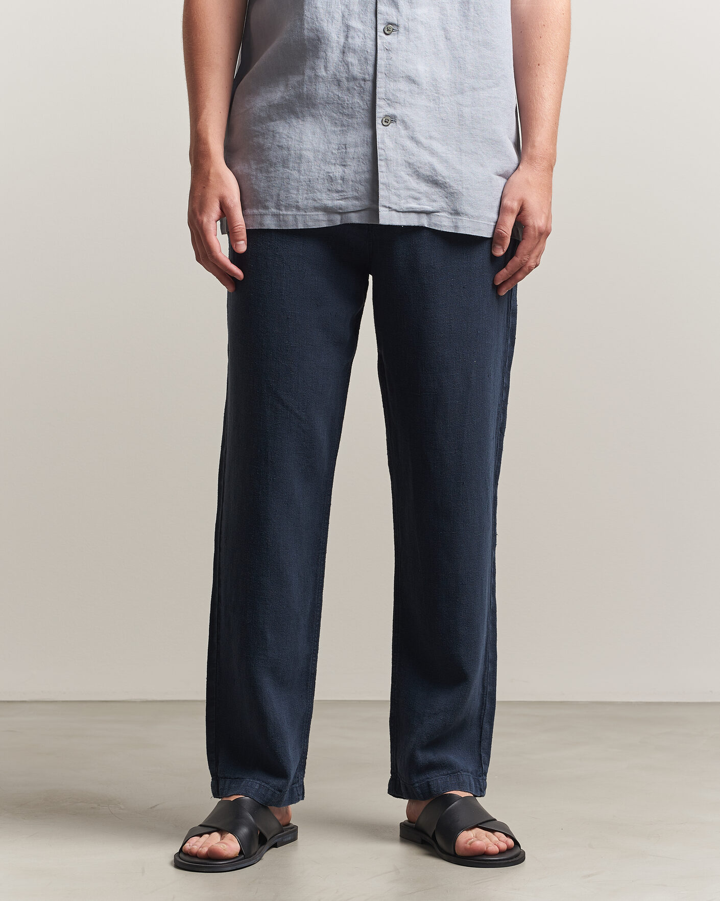 Mies | Housut | A Day's March | Redwood Linen Trousers Navy