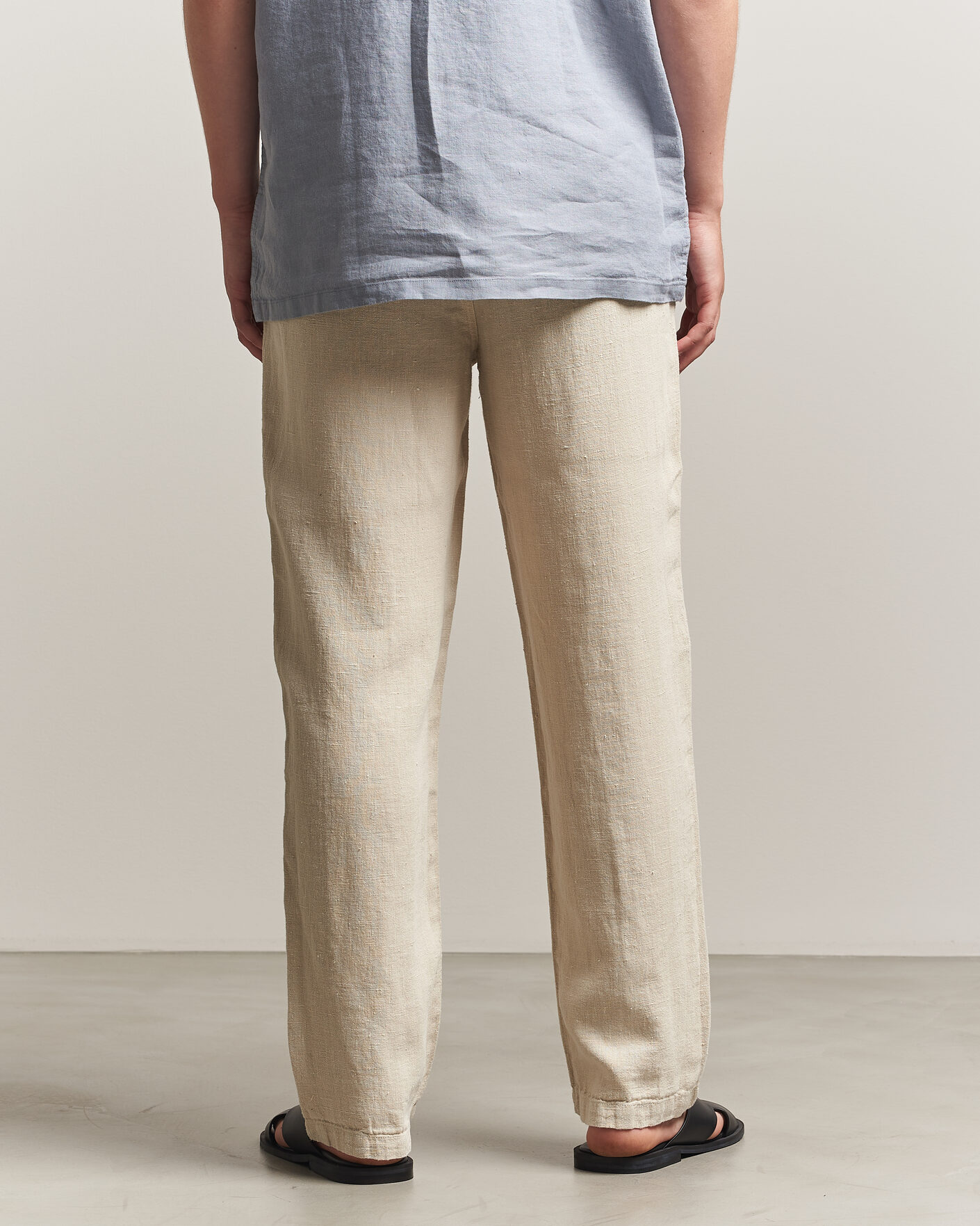 Mies | Housut | A Day's March | Redwood Linen Trousers Oyster