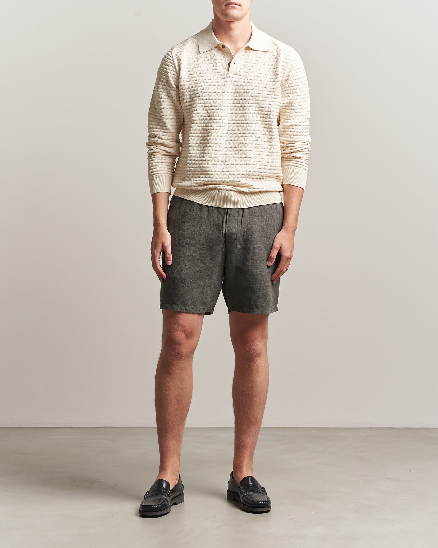 Mies | Shortsit | A Day's March | Ipu Linen Drawstring Shorts Olive
