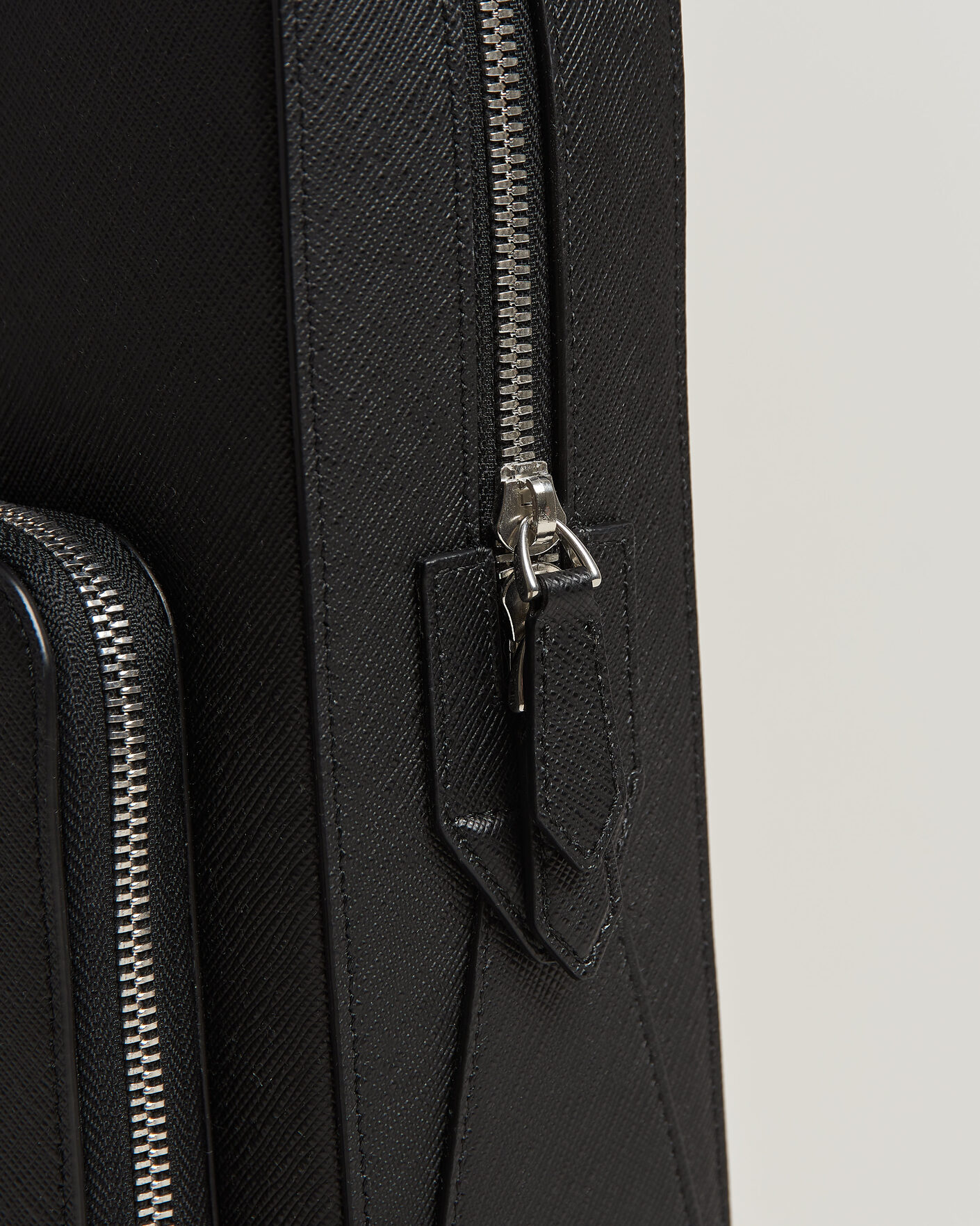 Mies | Laukut | Montblanc | Medium Sartorial Leather Briefcase with Pocket Black