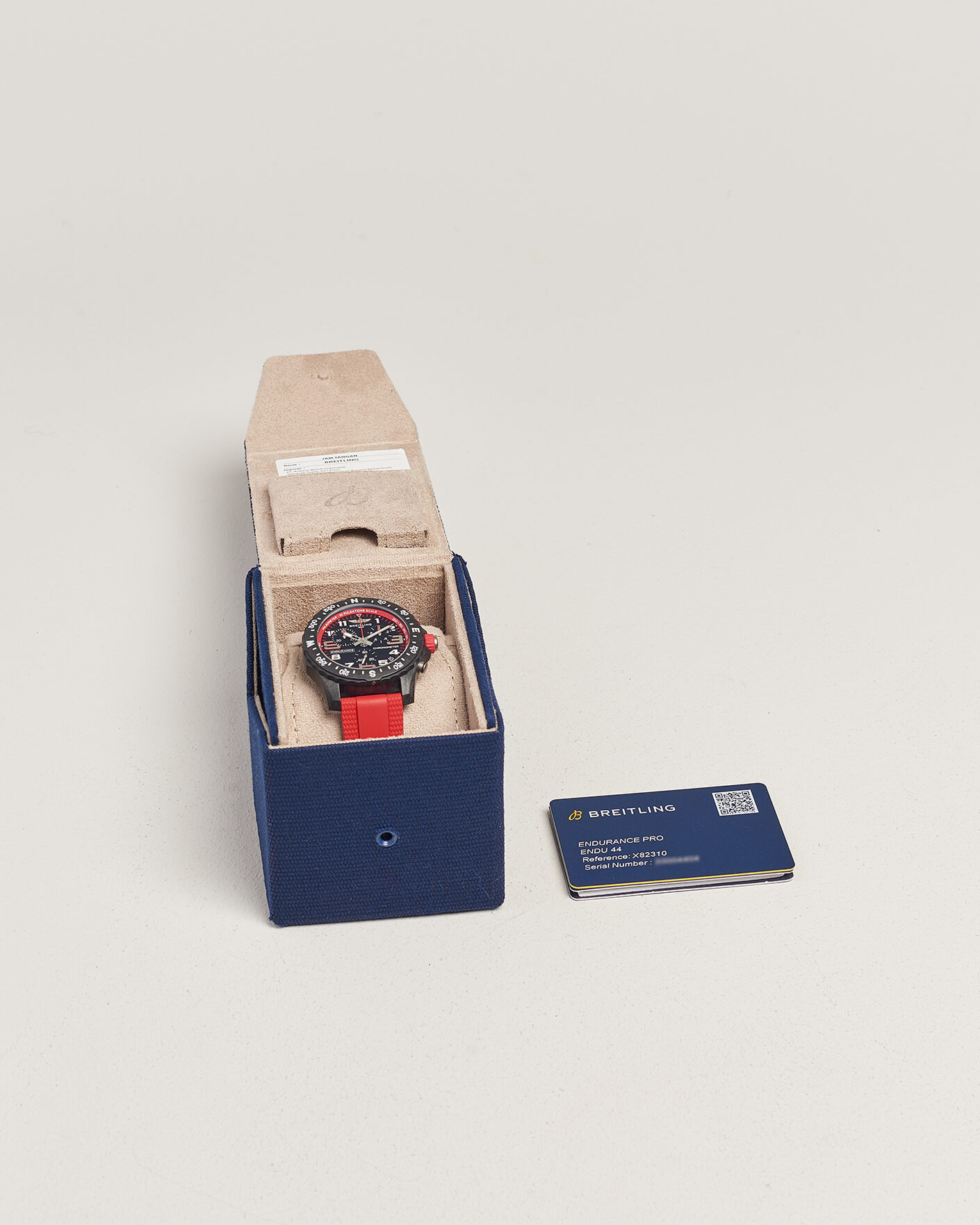 Mies | Breitling Pre-Owned Endurance Pro 44 | Breitling Pre-Owned | Endurance Pro 44