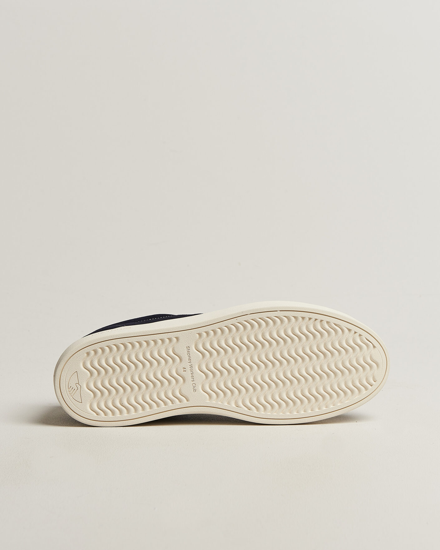 Mies | Tennarit | Stepney Workers Club | Surma Suede Sneaker Navy