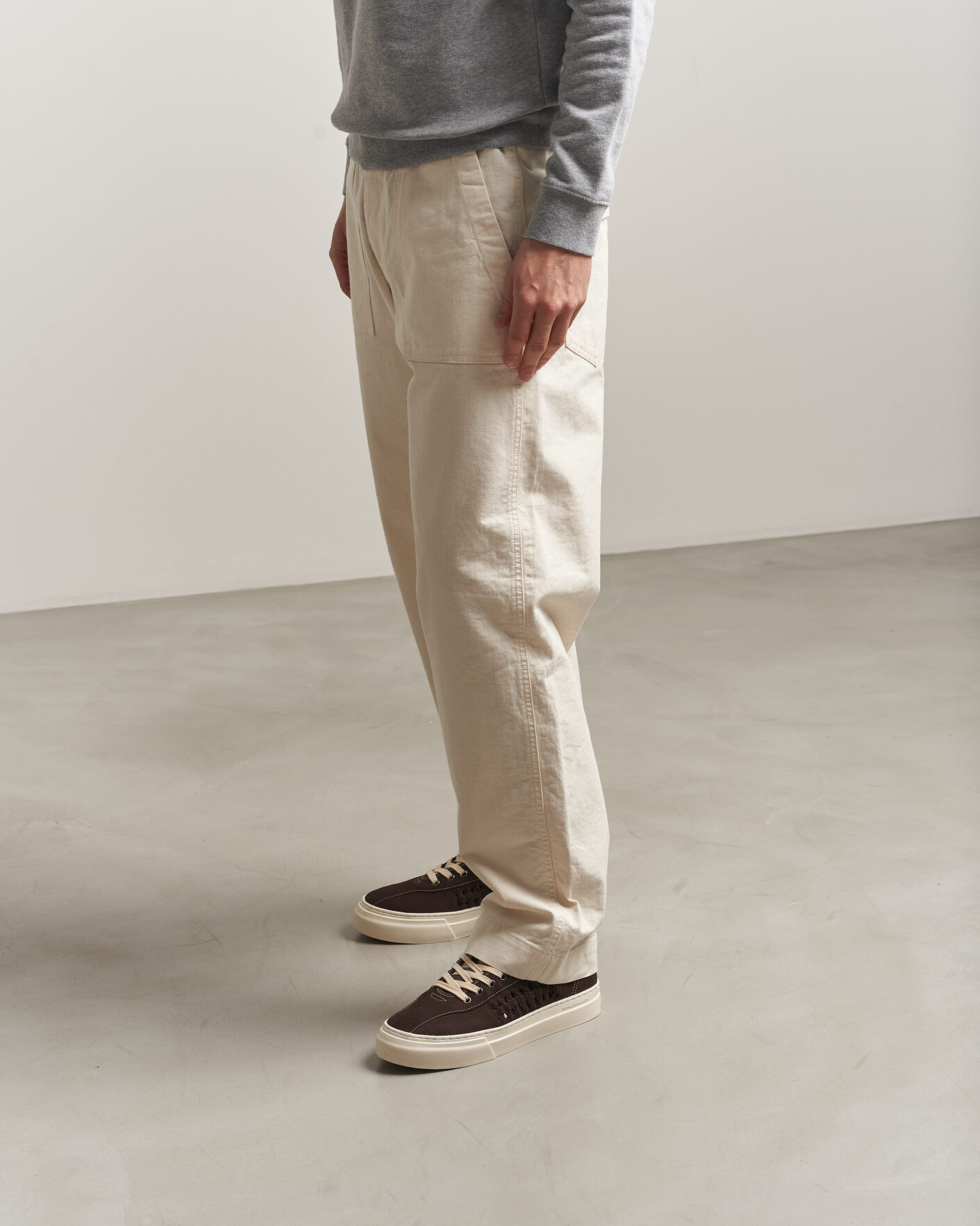 Mies | Tennarit | Stepney Workers Club | Dellow 02 Woven Suede Sneaker Dark Brown