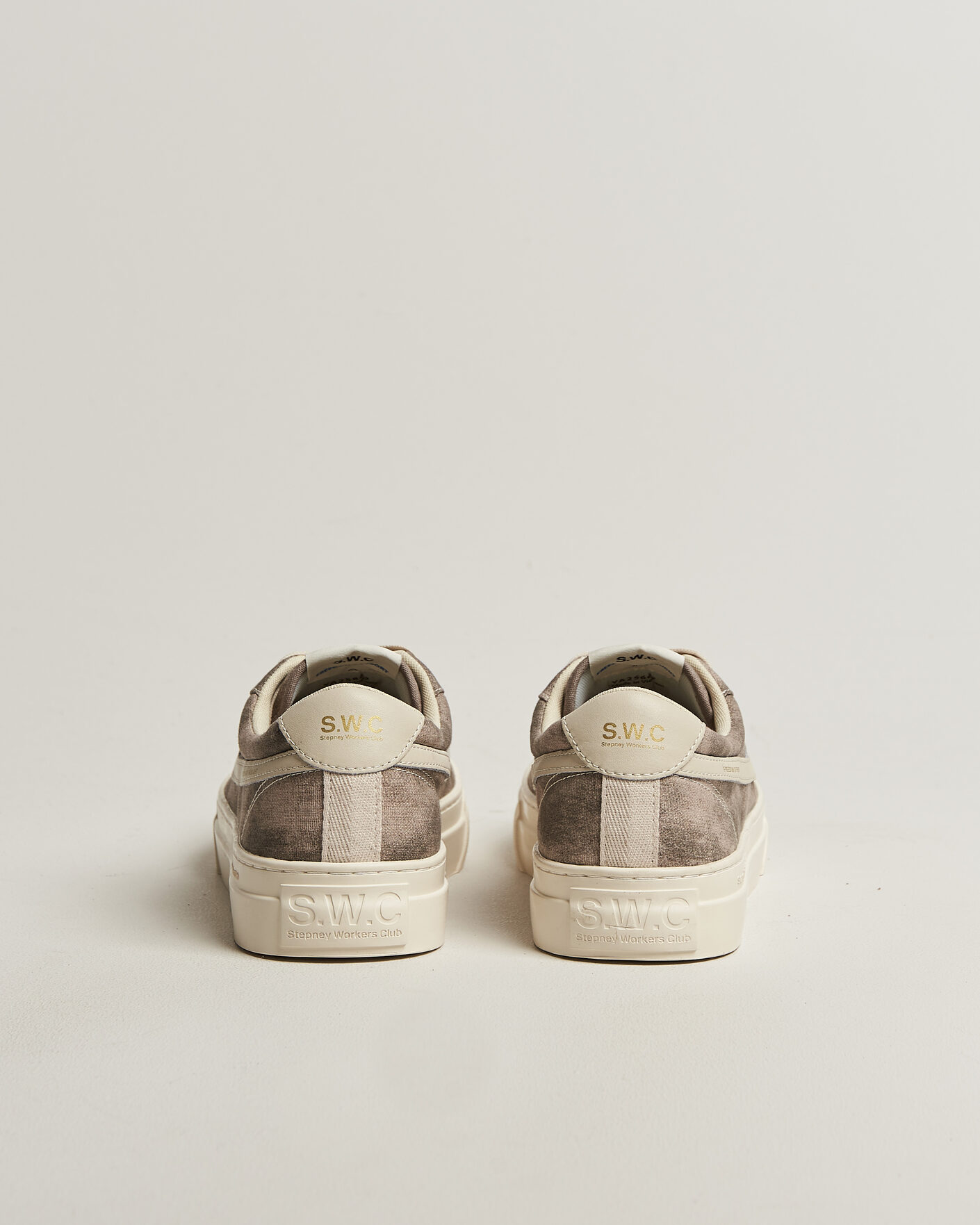 Mies | Tennarit | Stepney Workers Club | Dellow S-Strike Sunfade Canvas Sneaker Earth Grey