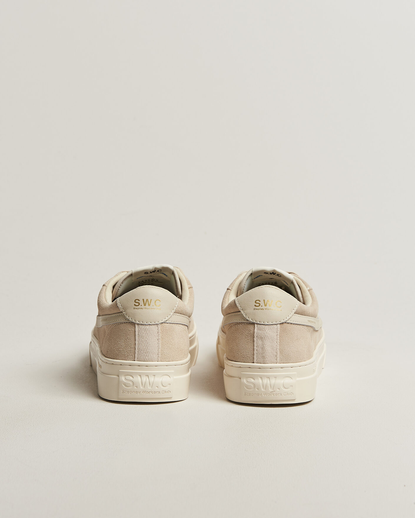 Mies | Tennarit | Stepney Workers Club | Dellow S-Strike Cupsole Suede Sneaker Oat