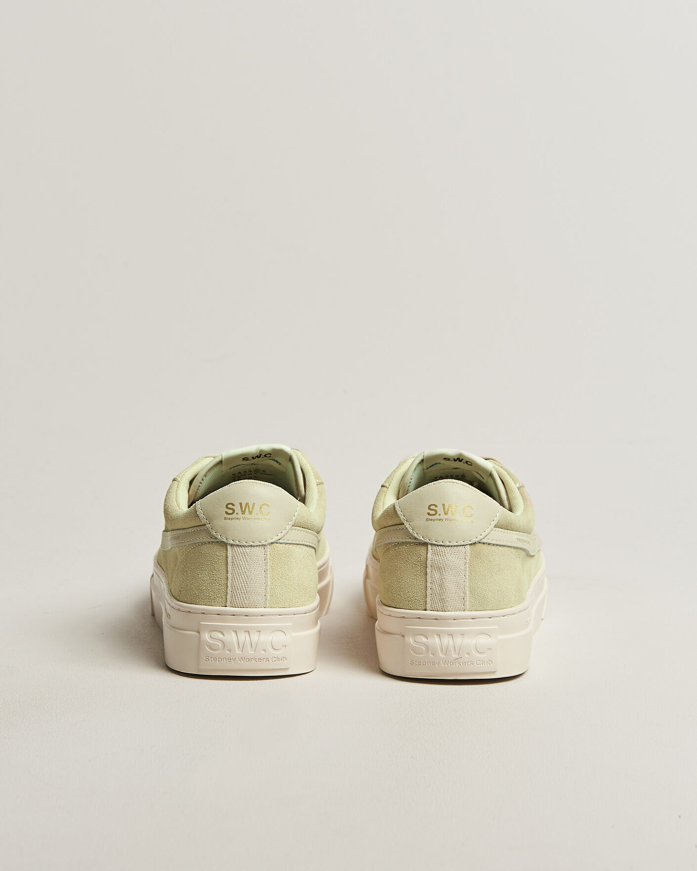 Mies | Tennarit | Stepney Workers Club | Dellow S-Strike Cupsole Suede Sneaker Oat
