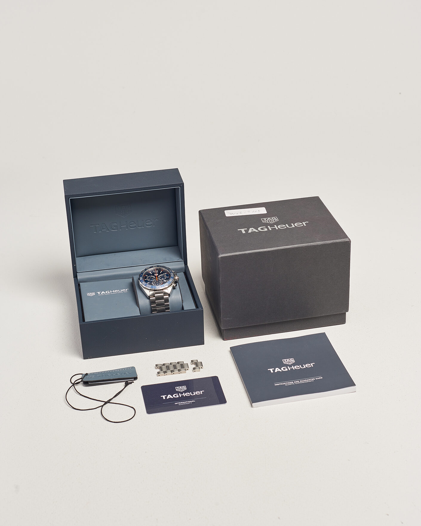 Mies | Pre-Owned & Vintage Watches | Tag Heuer Pre-Owned | Formula 1 Chronograph 