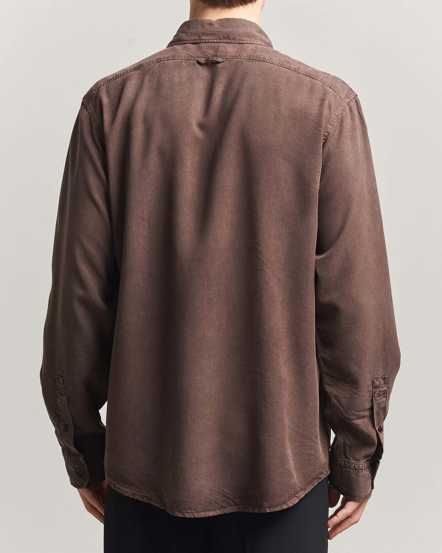 Mies | Kauluspaidat | Filippa K | Zack Lyocell Shirt Dark Chocolate