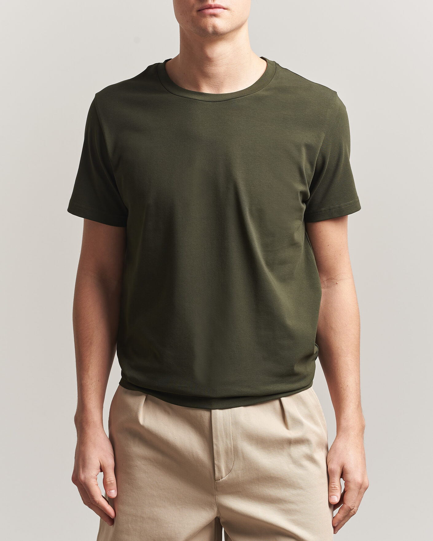 Mies | T-paidat | Filippa K | Soft Lycra T-Shirt Midnight Olive