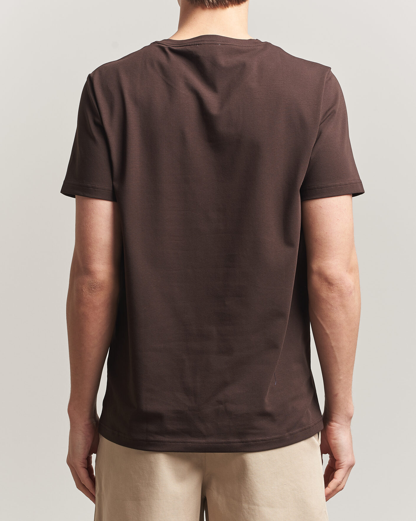 Mies | T-paidat | Filippa K | Soft Lycra T-Shirt Dark Chocolate