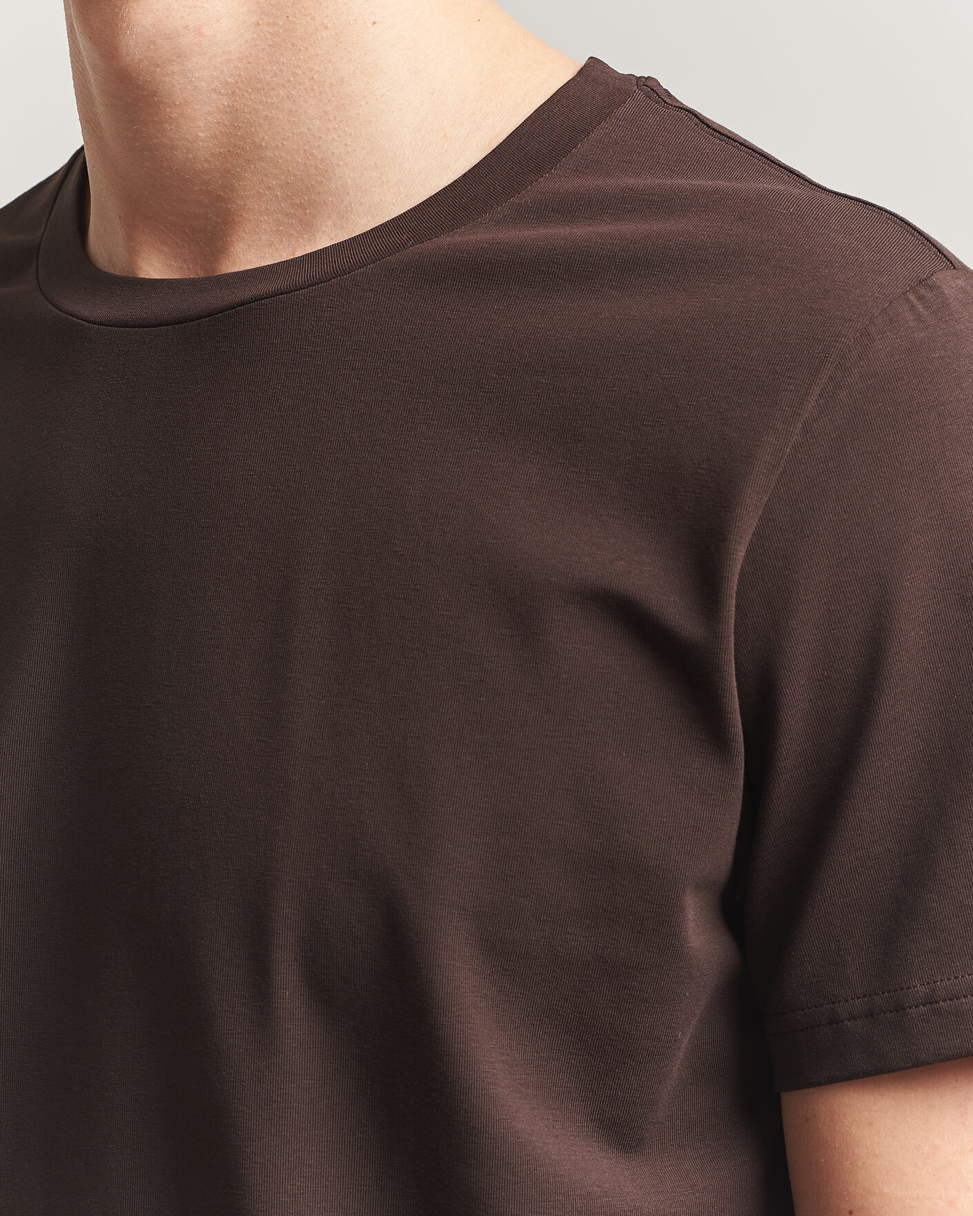 Mies | T-paidat | Filippa K | Soft Lycra T-Shirt Dark Chocolate