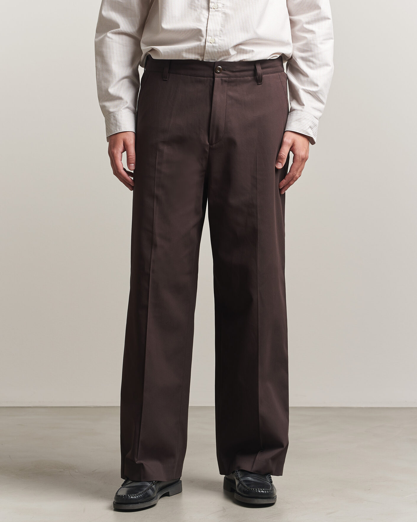 Mies | Housut | Filippa K | Reeve Cotton Trousers Dark Chocolate