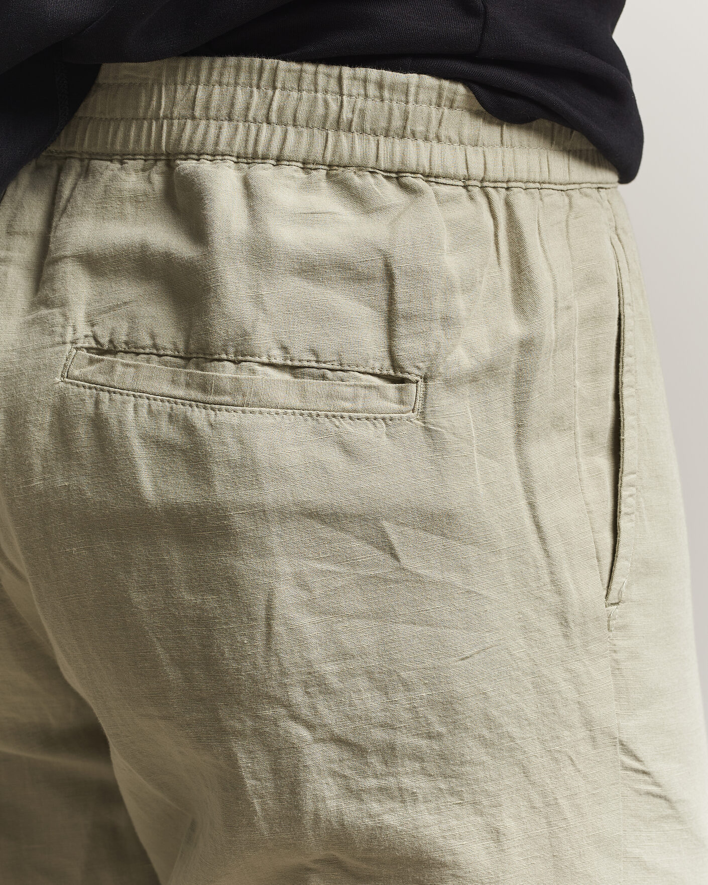 Mies | Housut | Filippa K | Theo Relaxed Linen/Cotton Drawstring Trousers Light Green