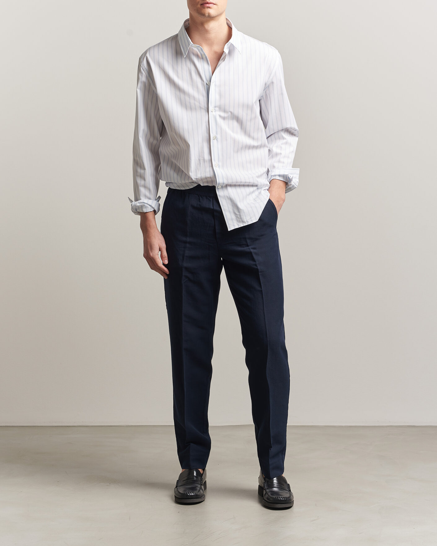 Mies | Housut | Filippa K | Theo Relaxed Linen/Cotton Drawstring Trousers Navy