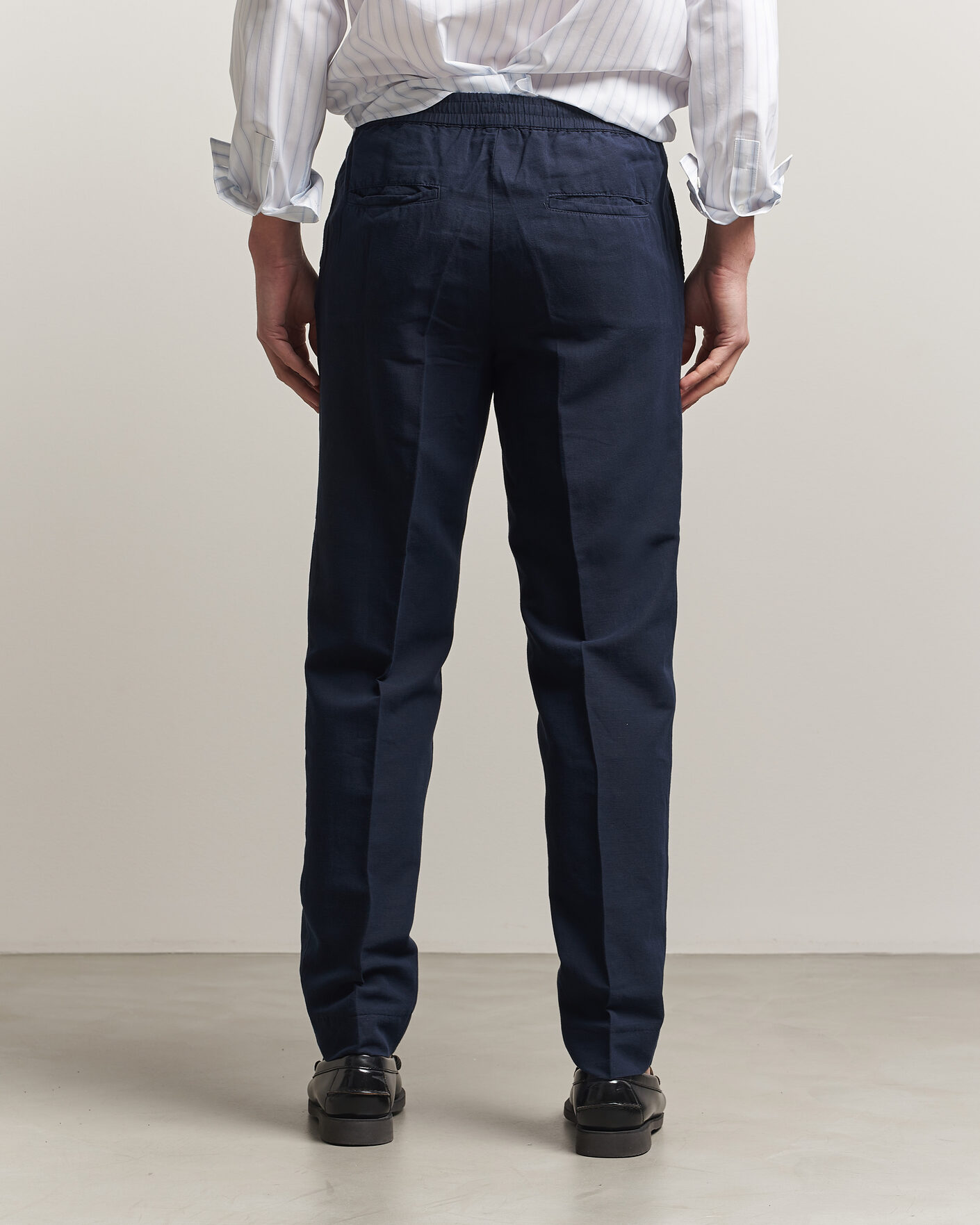 Mies | Housut | Filippa K | Theo Relaxed Linen/Cotton Drawstring Trousers Navy