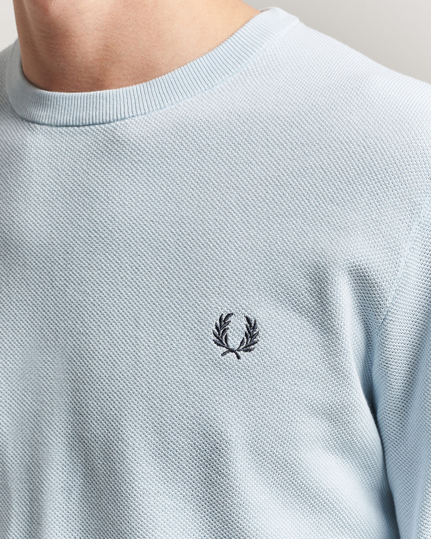 Mies | Puserot | Fred Perry | Piqué Stitched Sweater Light Ice
