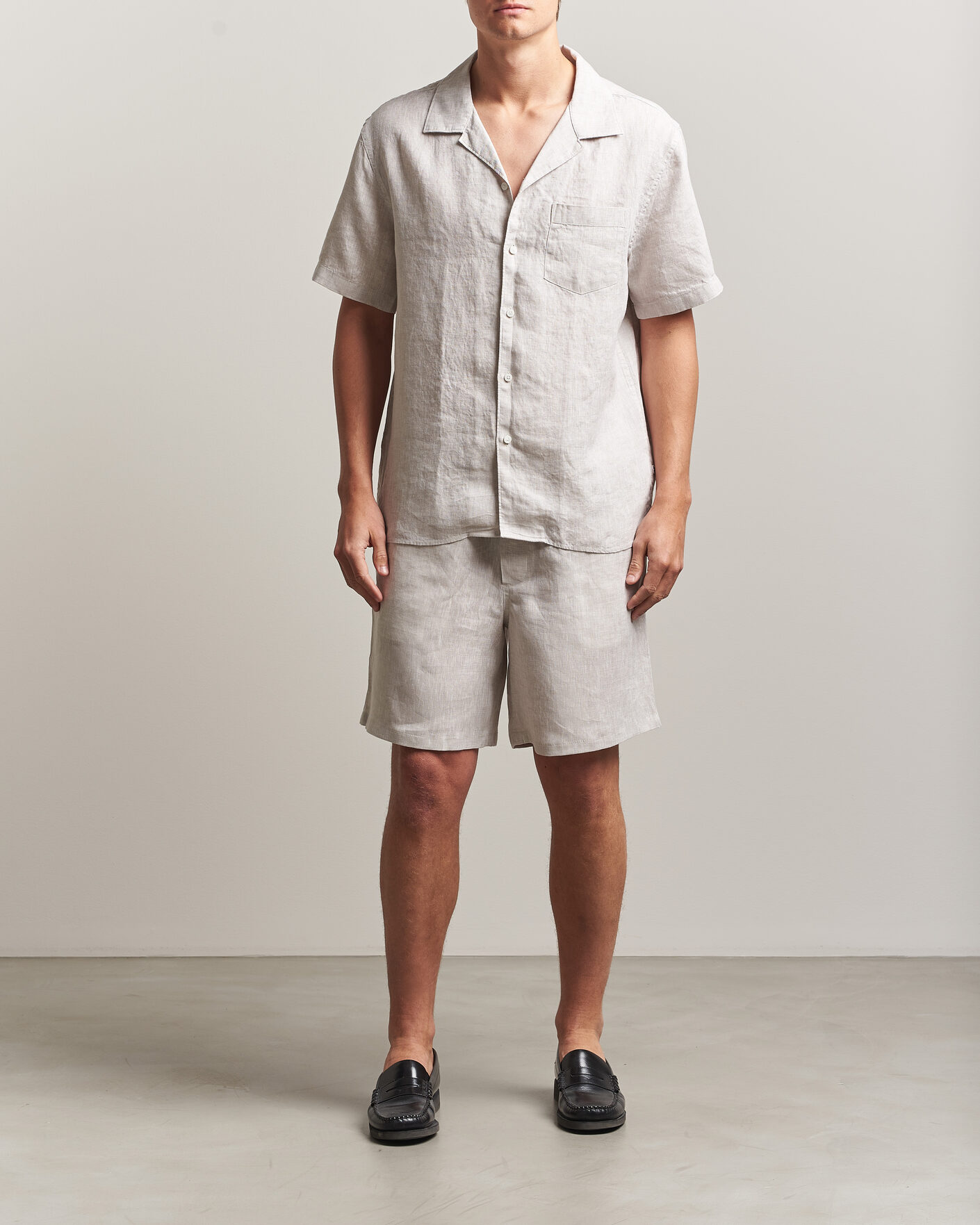 Mies | Kauluspaidat | J.Lindeberg | Elio Linen Short Sleeve Shirt Moonbeam