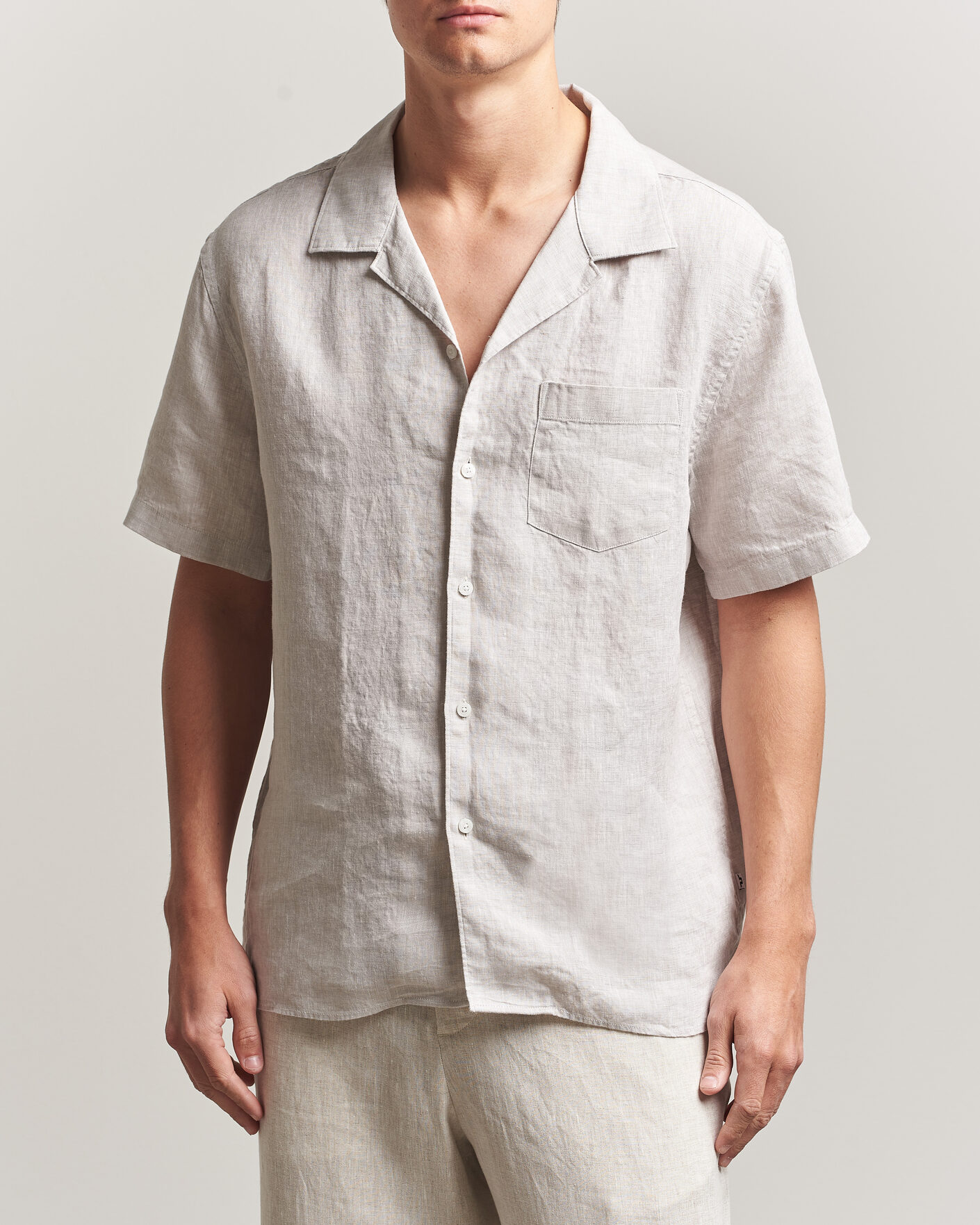 Mies | Kauluspaidat | J.Lindeberg | Elio Linen Short Sleeve Shirt Moonbeam