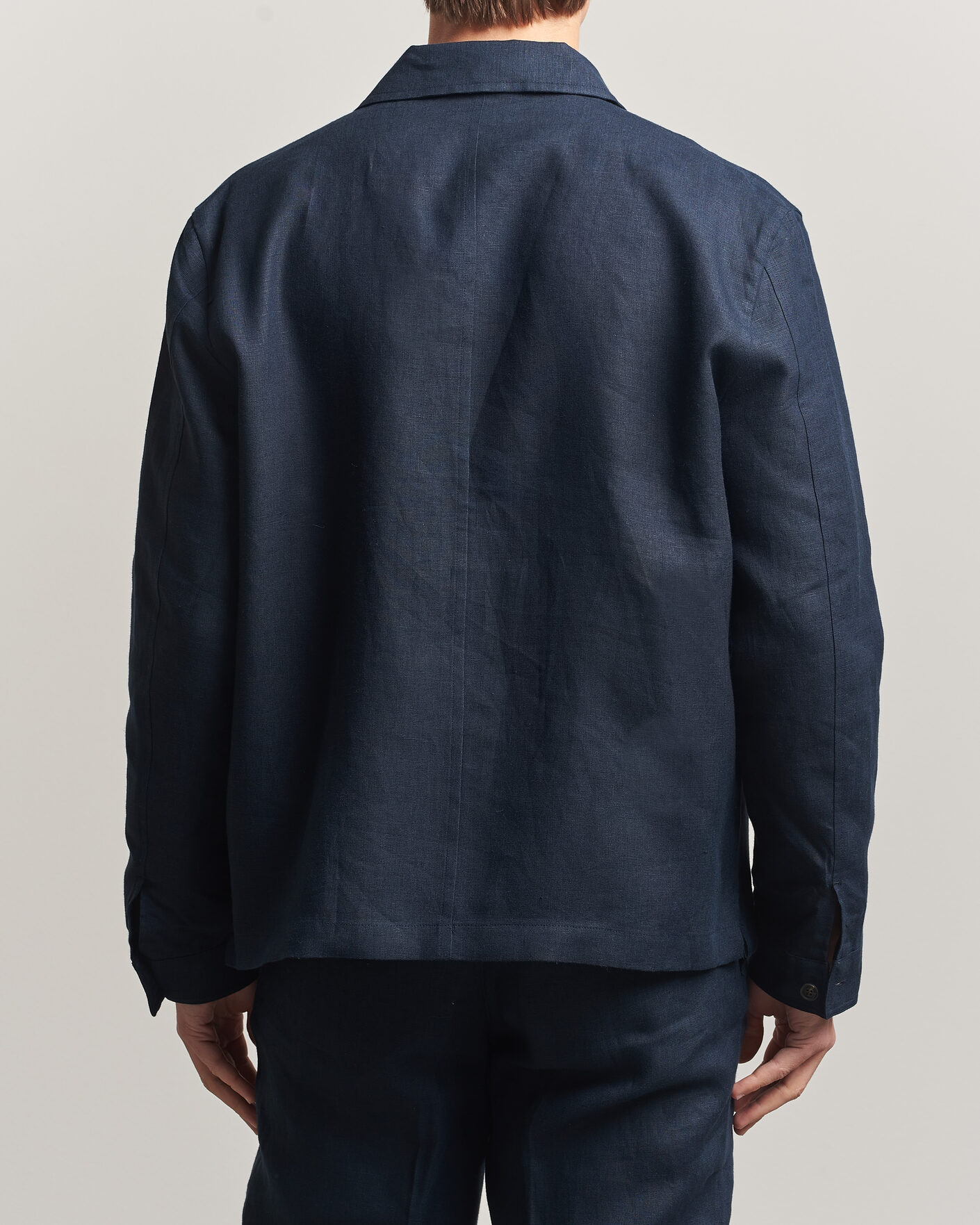 Mies | Kauluspaidat | J.Lindeberg | Julius Drape Linen Overshirt Navy