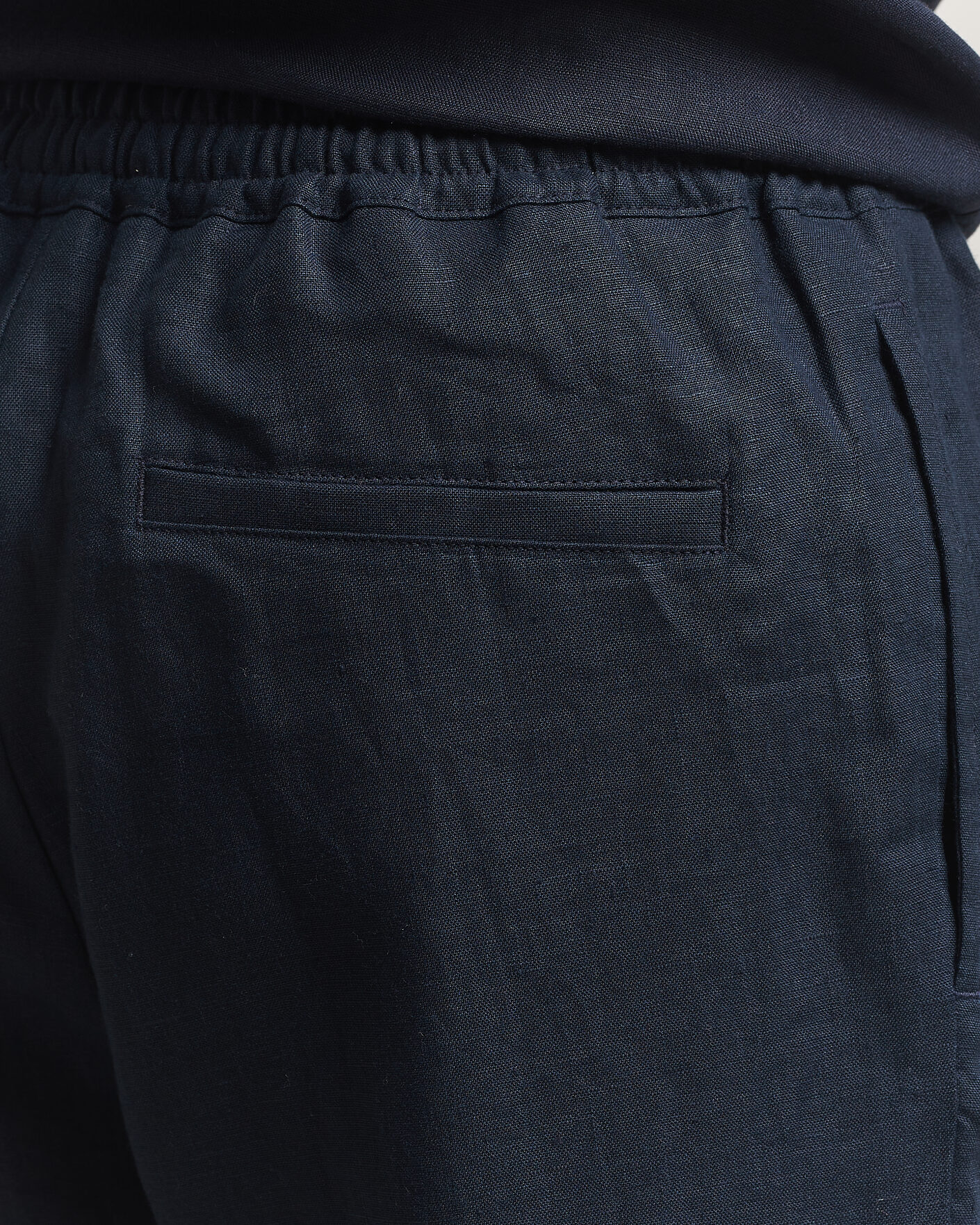 Mies | Housut | J.Lindeberg | Noah Drape Linen Pants Navy