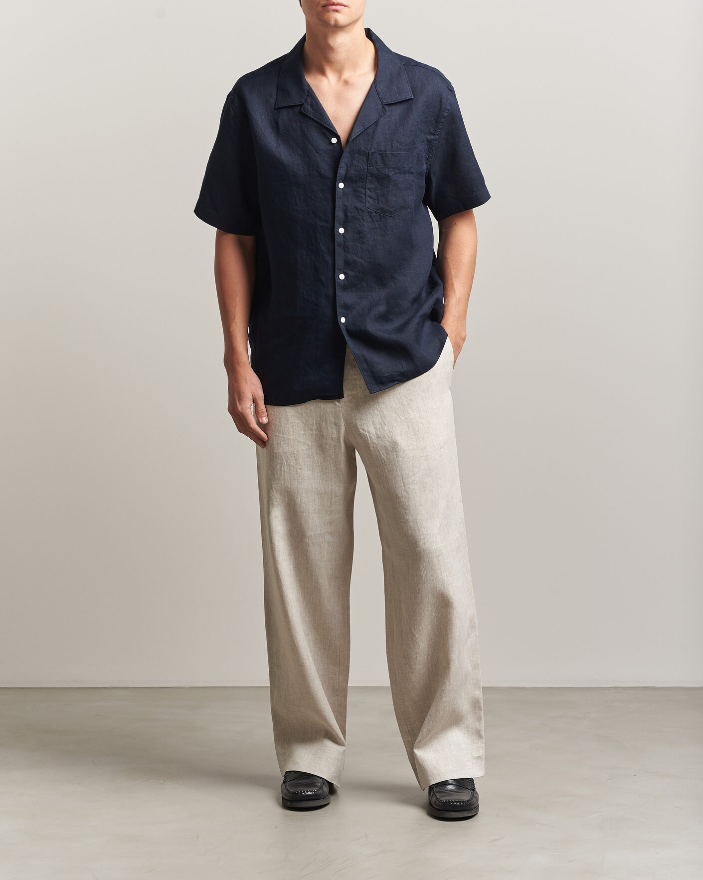 Mies | Housut | J.Lindeberg | Noah Drape Linen Pants Moonbeam