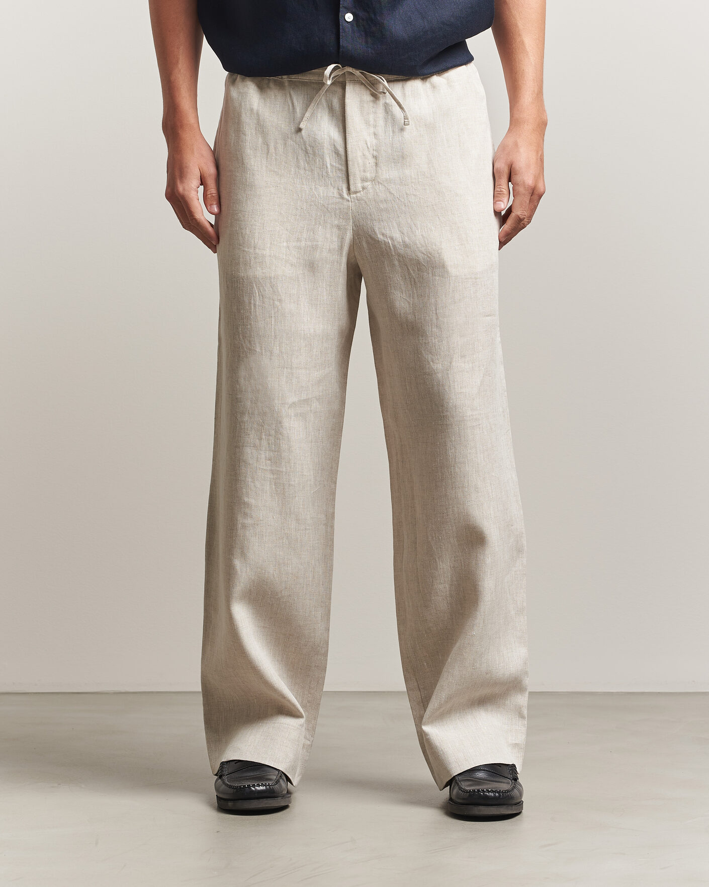 Mies | Housut | J.Lindeberg | Noah Drape Linen Pants Moonbeam
