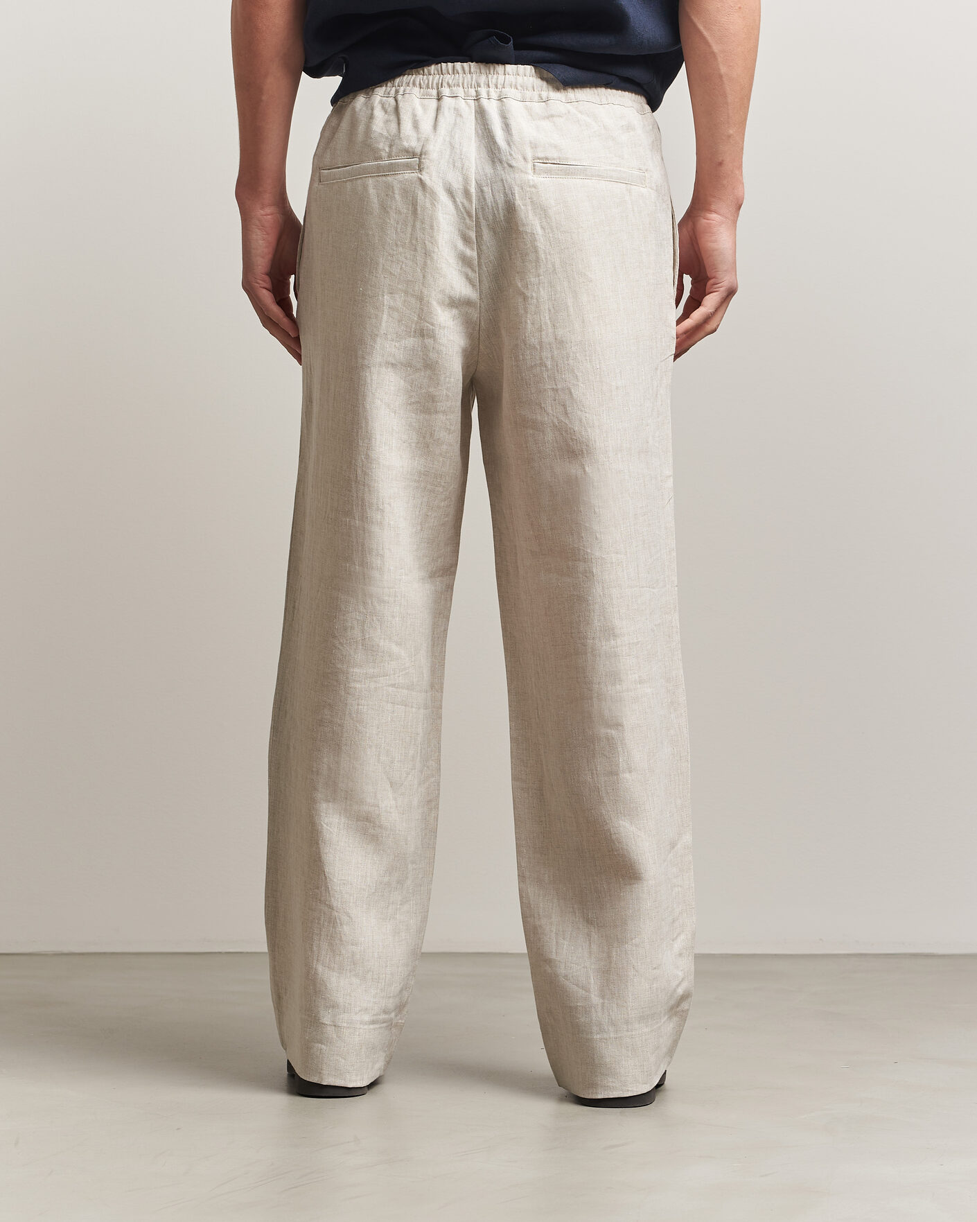 Mies | Housut | J.Lindeberg | Noah Drape Linen Pants Moonbeam