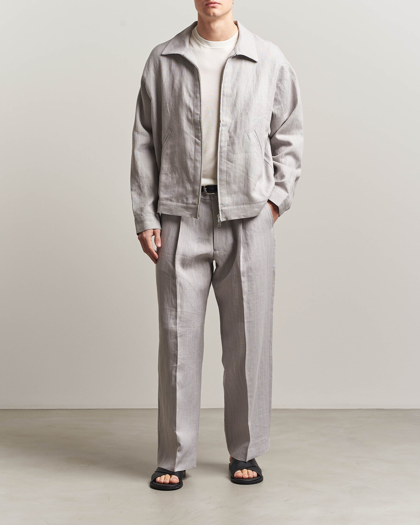 Mies | Housut | NN07 | Kay Pinstriped Pleated Linen Trousers Grey