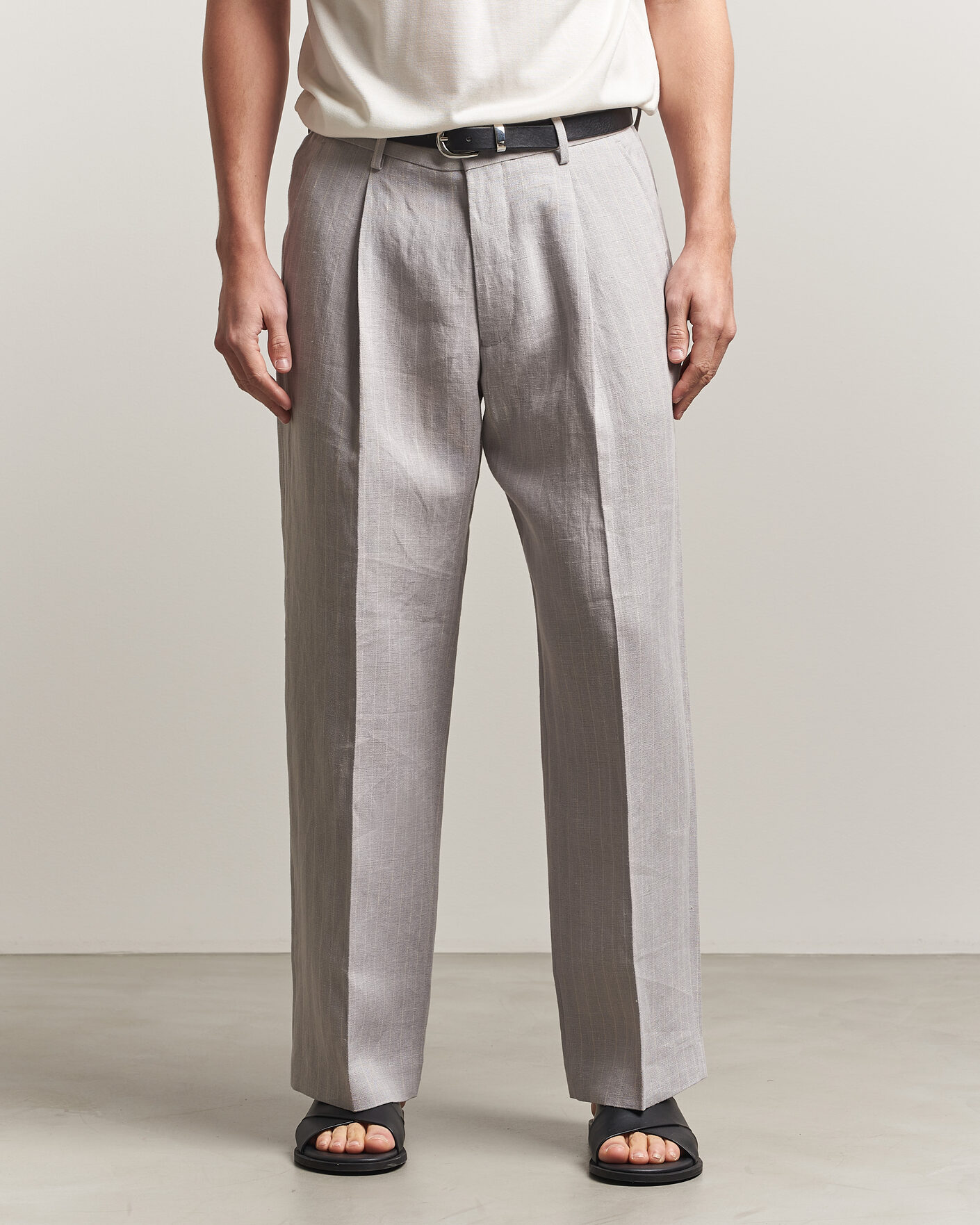 Mies | Housut | NN07 | Kay Pinstriped Pleated Linen Trousers Grey