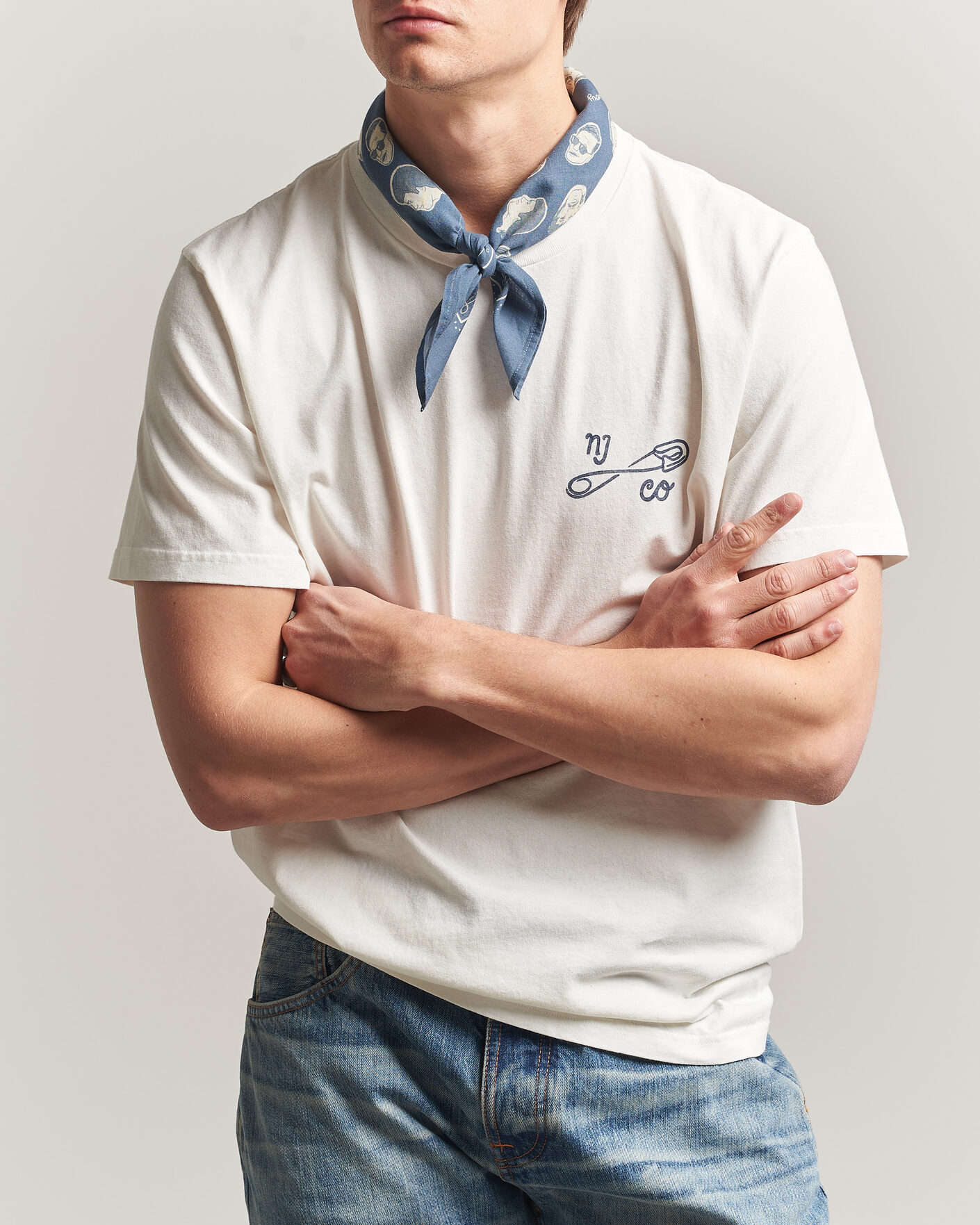 Mies | T-paidat | Nudie Jeans | Roy NJCO Pin T-Shirt Chalk White