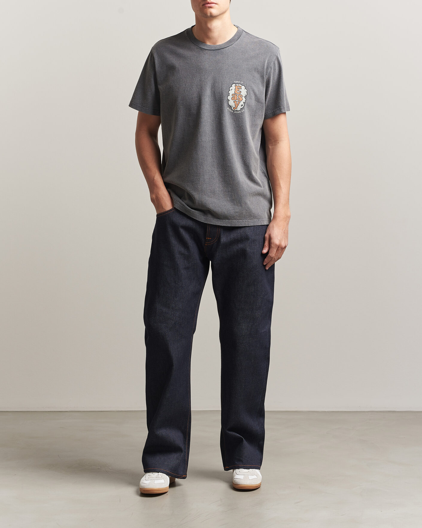 Mies | T-paidat | Nudie Jeans | Roy Easy Cloud T-Shirt Antracite